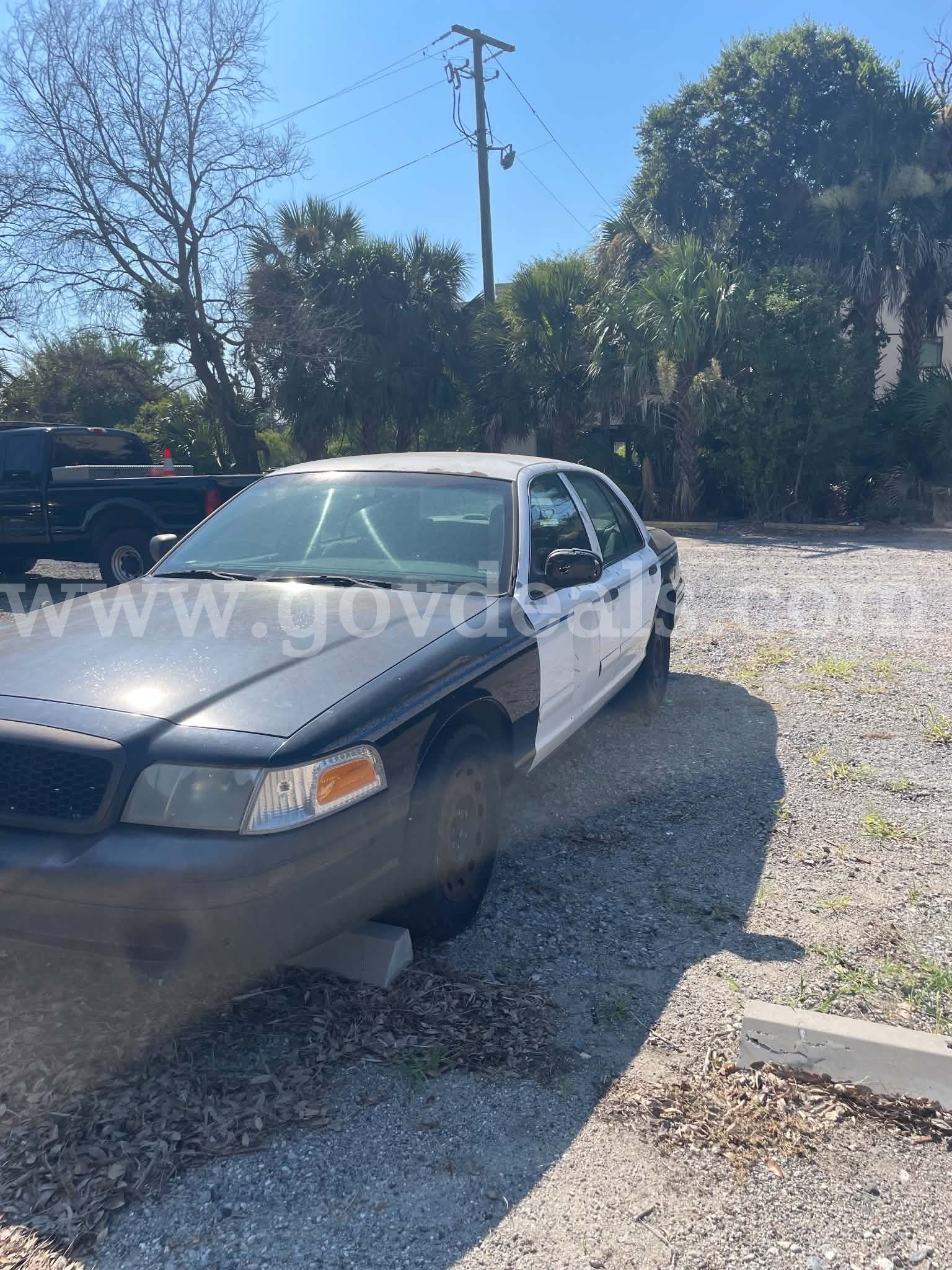 2005 FORD CROWN VICTORIA PV371