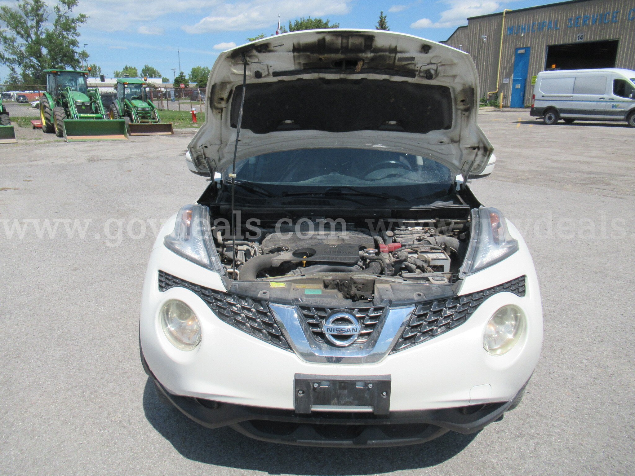 2016 Nissan Juke SV AWD Nissan Juke Government Surplus Auction - Photo #5