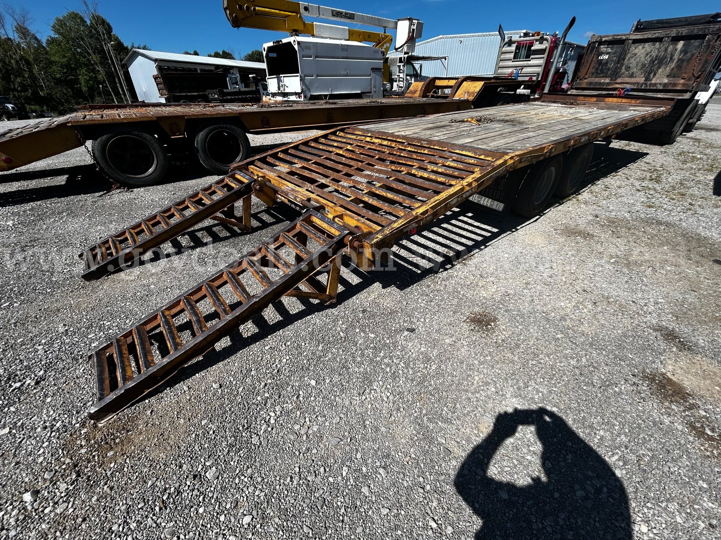 1998 The Lone Star Dual Axle Equipment Trailer with Fold-Down Ramps - T1192 Lone Star T1192 Government Surplus Auction - Photo #6