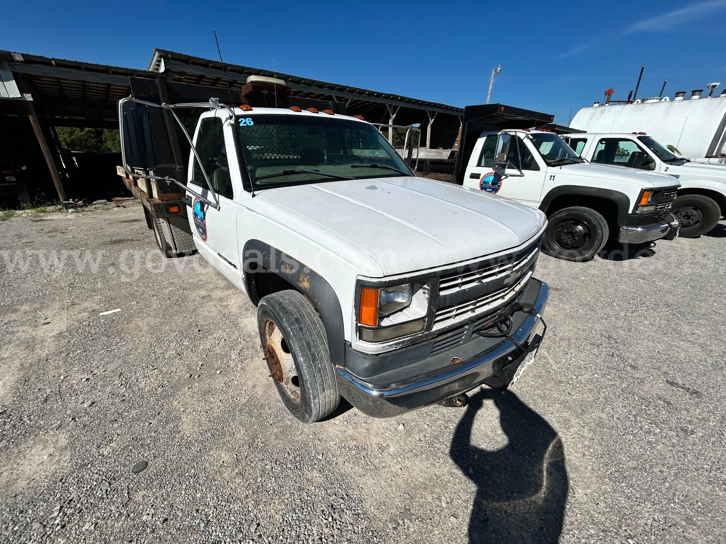 1998 Chevrolet C/K 3500 Reg. Cab 2WD with Knapheide Flatbed Chevrolet 3500 Government Surplus Auction - Photo #5
