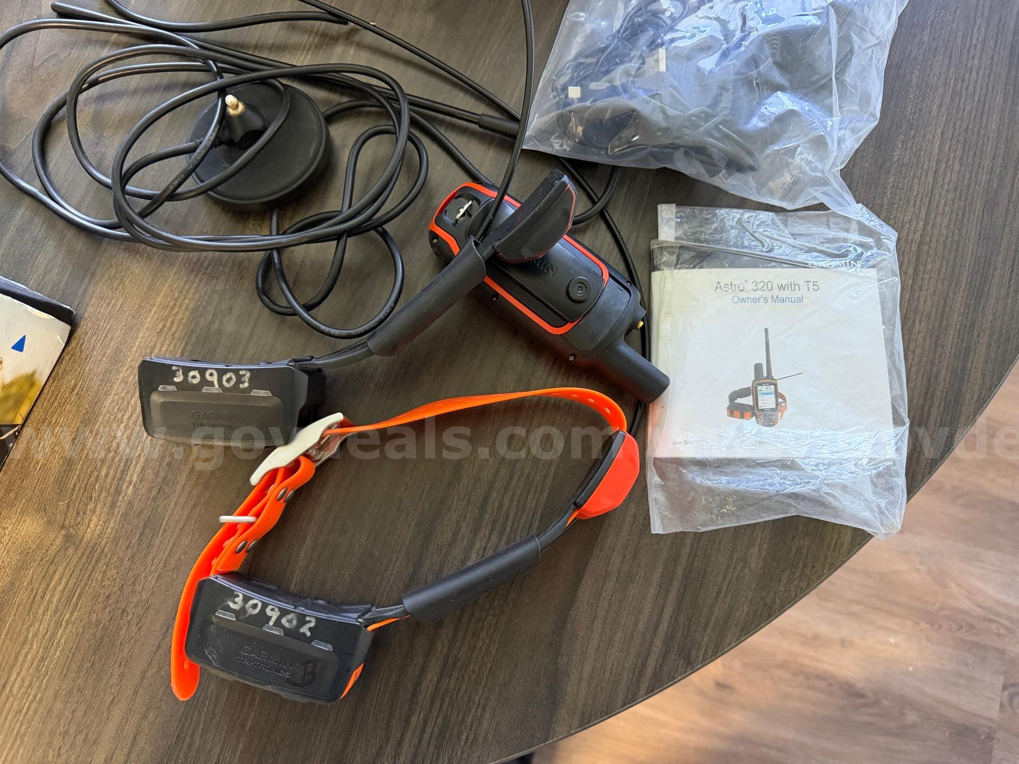 Lot of six (6) Garmin Astro 320/T5 dog tracking collars and handheld units Garmin 320 Government Surplus Auction - Photo #6