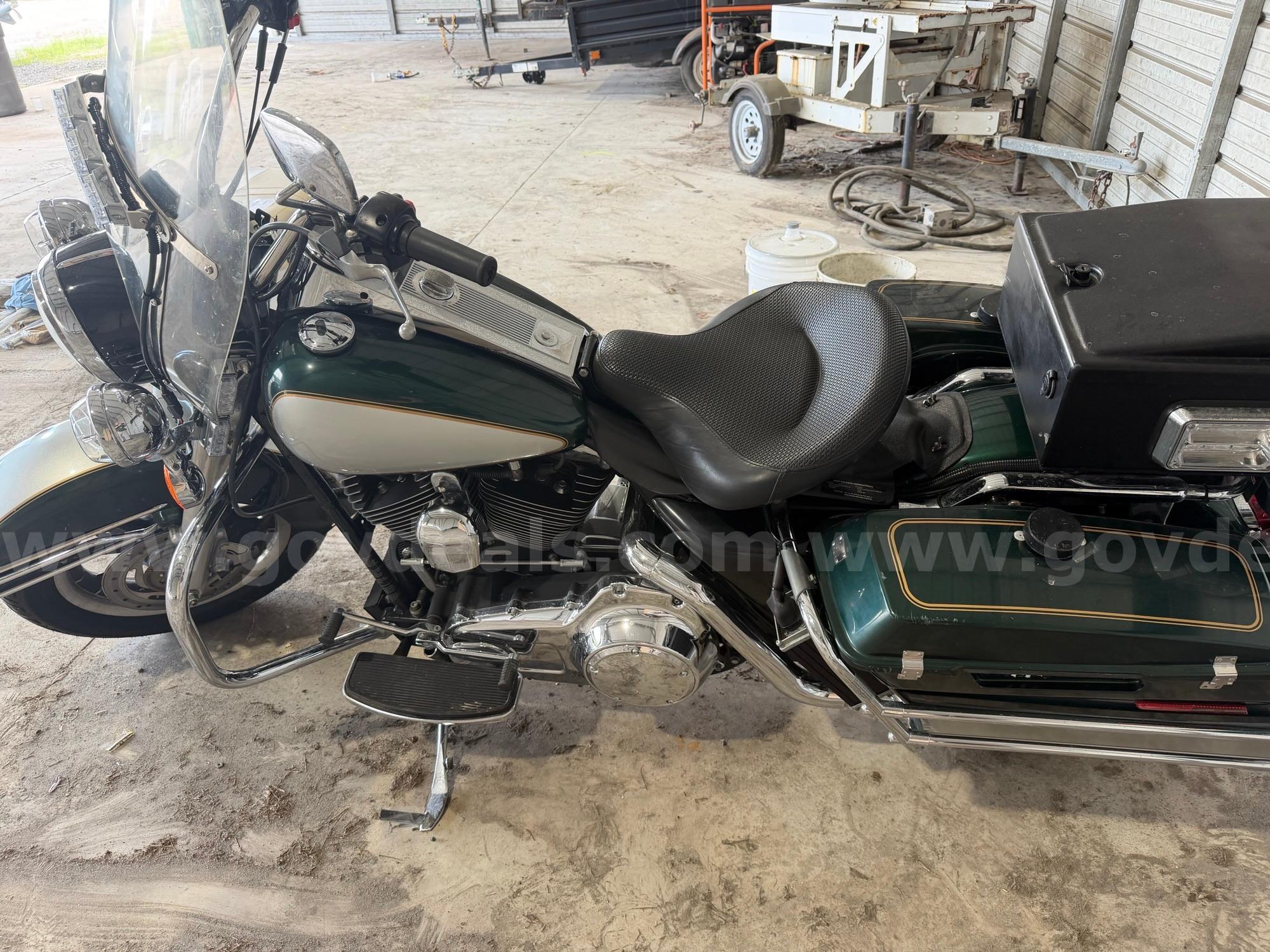 2007 Harley-Davidson FLHP Harley-Davidson FLHP Government Surplus Auction - Primary Photo