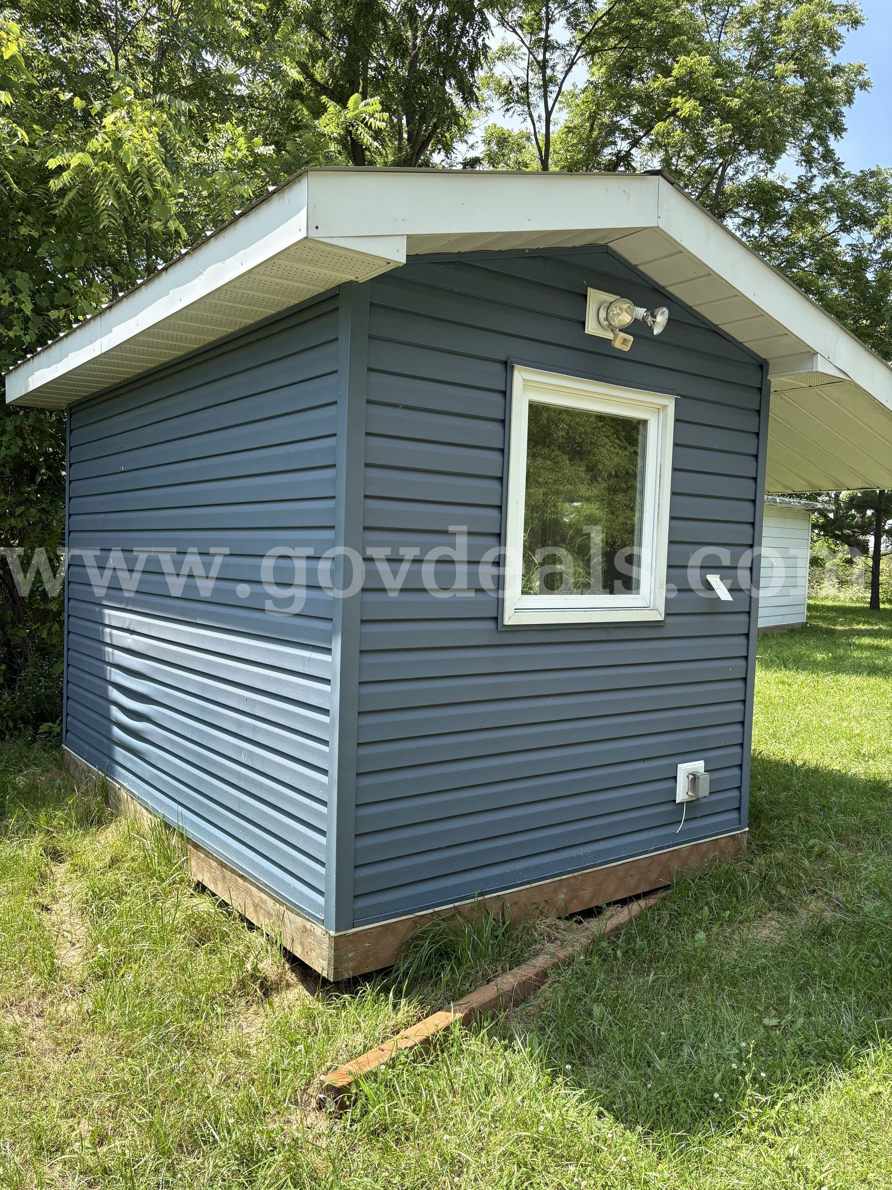 Service Booth Shed with Electrical Supply - 10.8 ft. x 12.3 ft. x 8.2 ft.   Government Surplus Auction - Photo #3