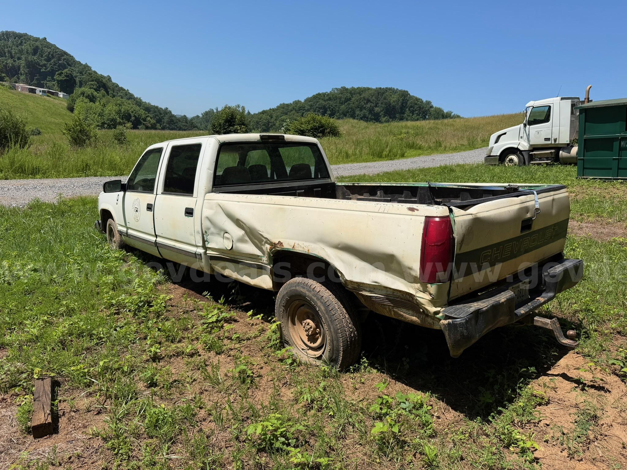 2000 Chevrolet C/K 3500 Chevrolet 3500 Government Surplus Auction - Photo #2