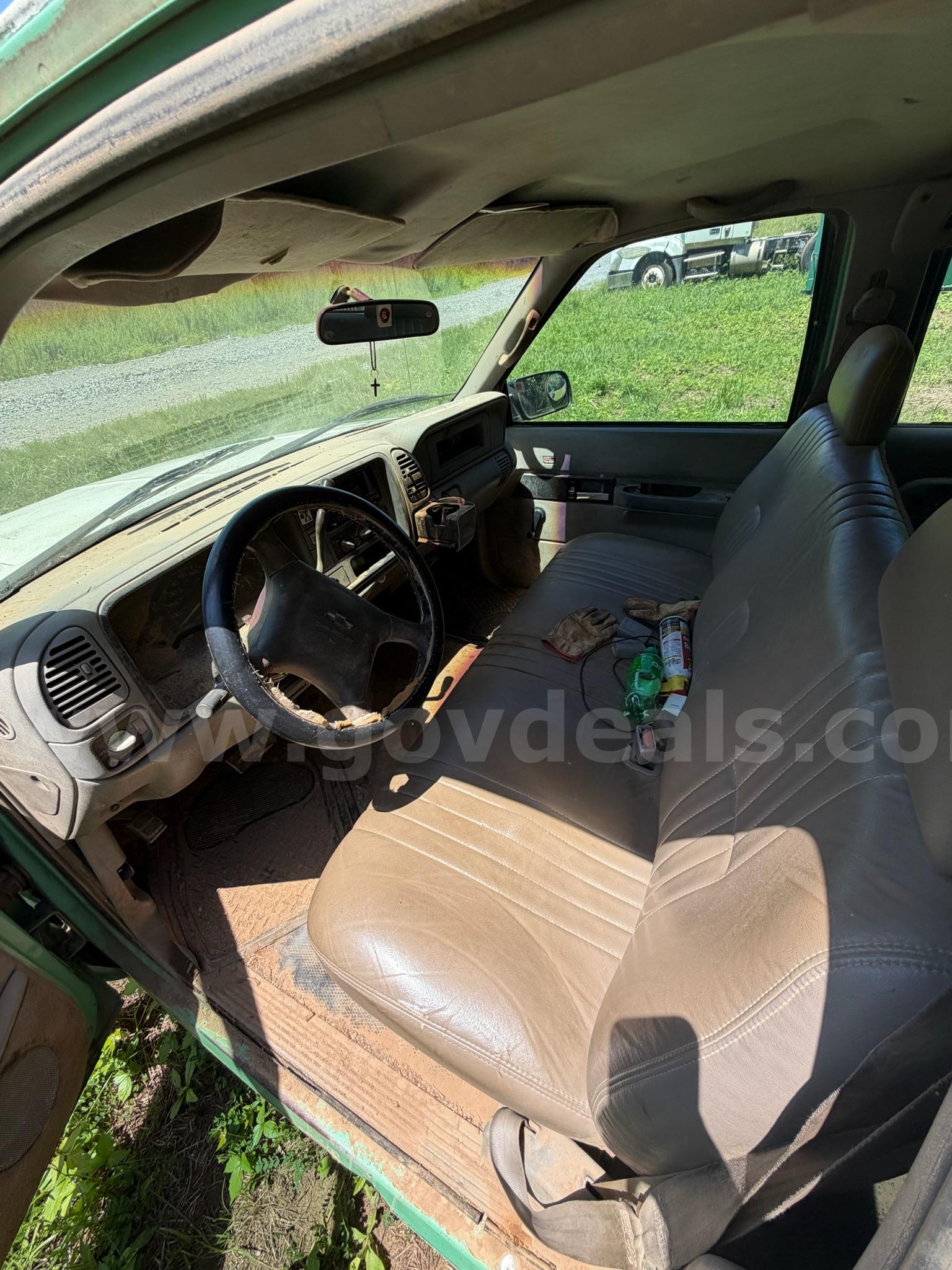 2000 Chevrolet C/K 3500 Chevrolet 3500 Government Surplus Auction - Photo #5