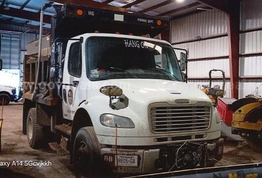 2012 Freightliner M2 106 Freightliner 106 Government Surplus Auction - Primary Photo