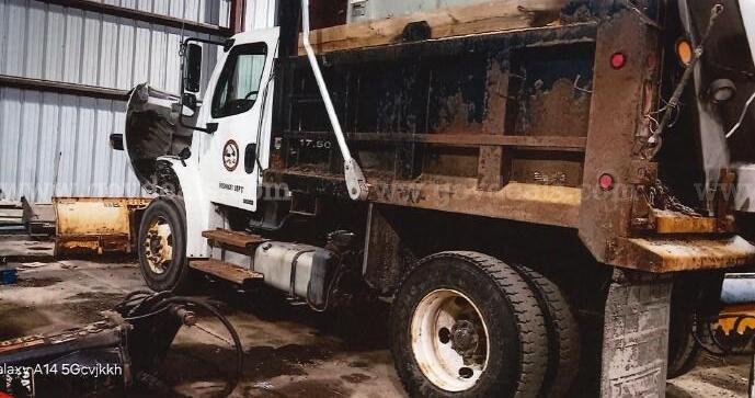 2012 Freightliner M2 106 Freightliner 106 Government Surplus Auction - Photo #3