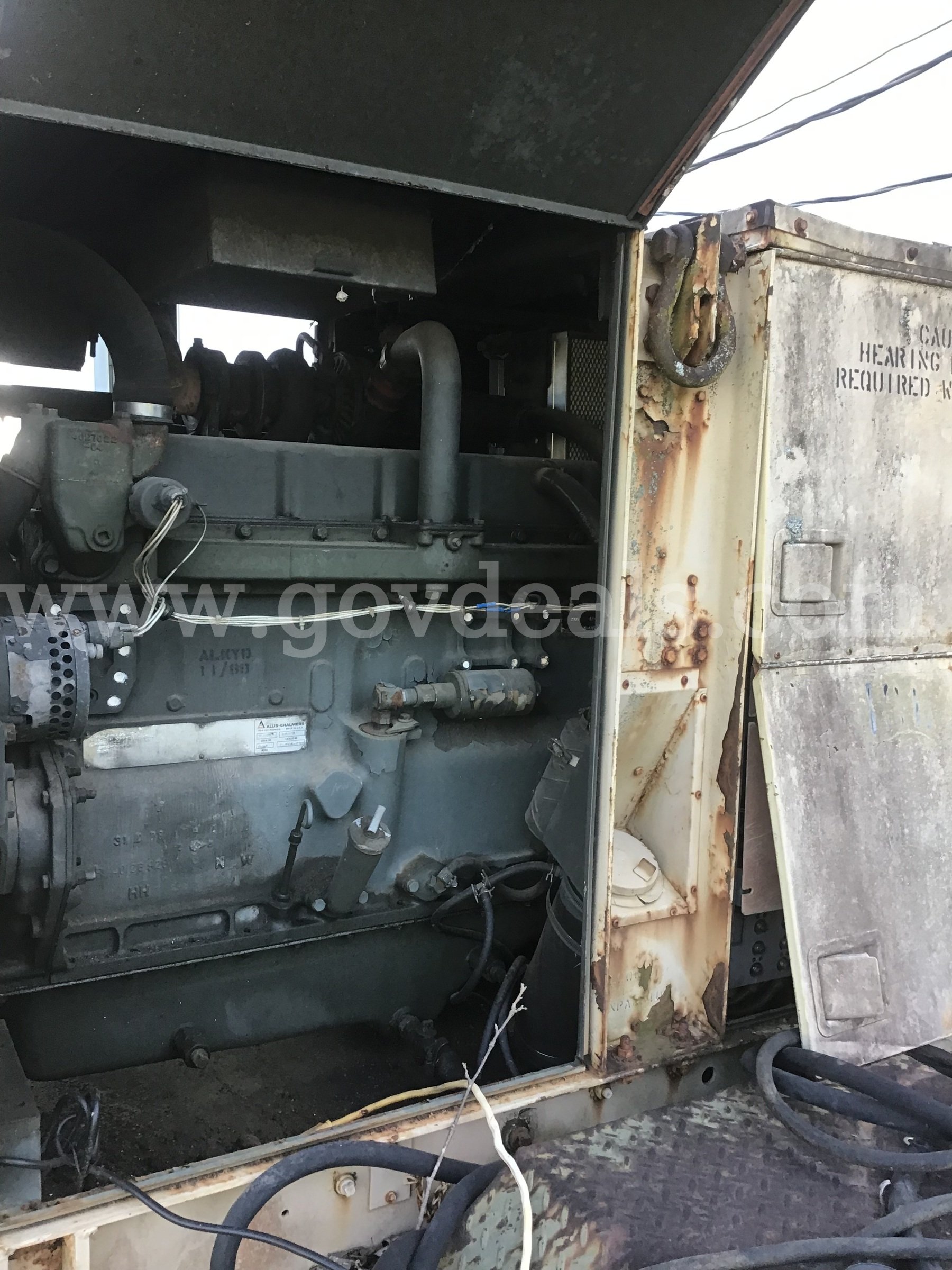 Military Generator with Allis-Chalmers Engine  MEP 006A Government Surplus Auction - Photo #2