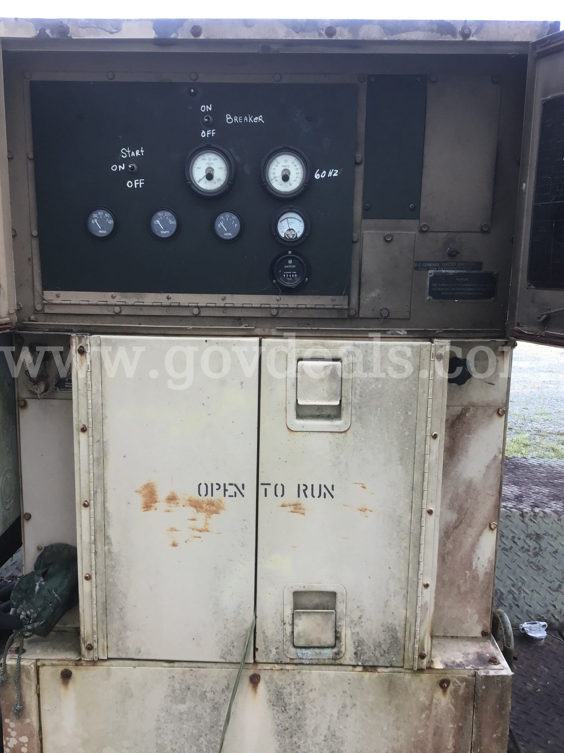 Military Generator with Allis-Chalmers Engine  MEP 006A Government Surplus Auction - Photo #3