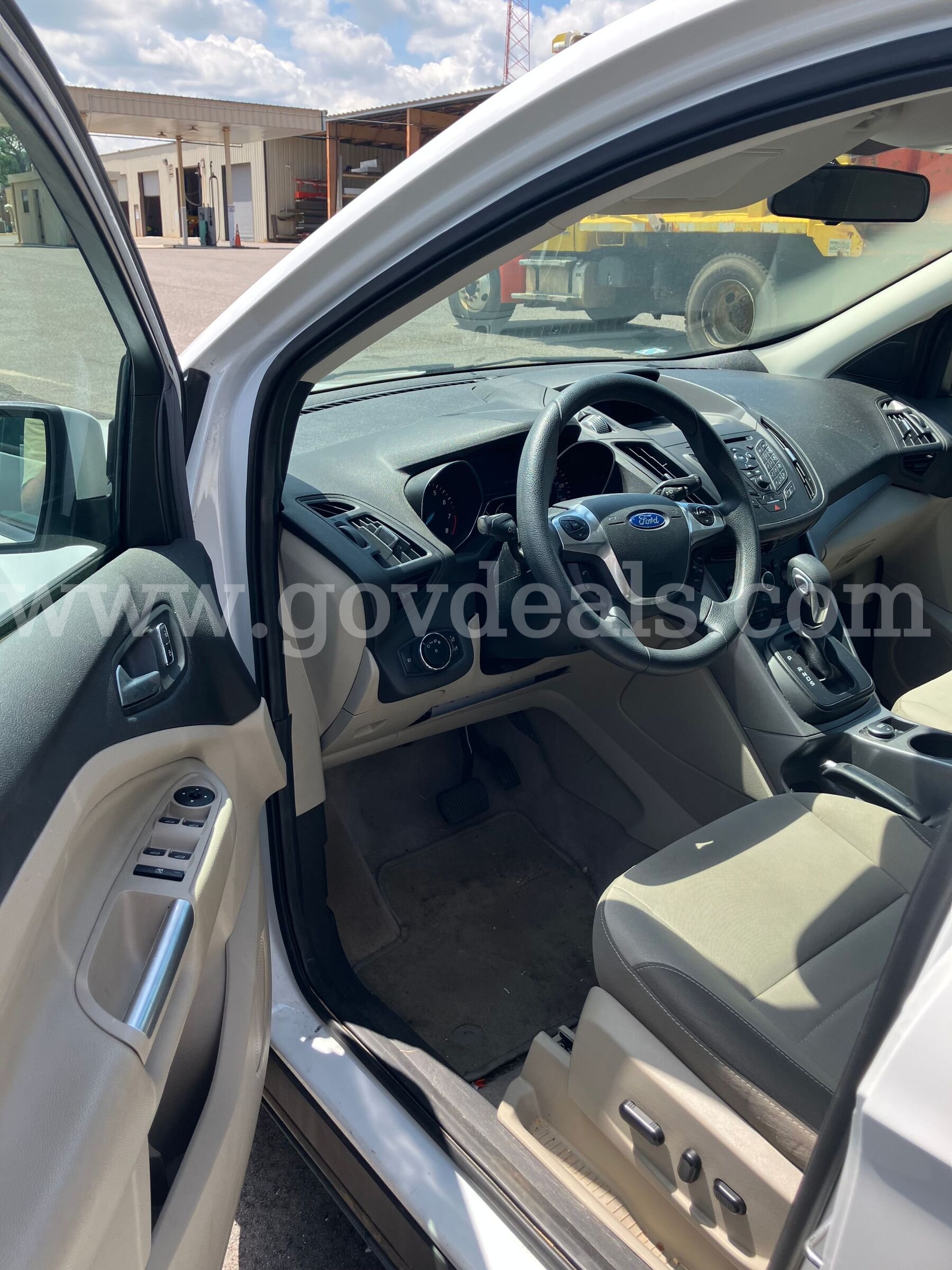 2014 Ford Escape Ford Escape Government Surplus Auction - Photo #6