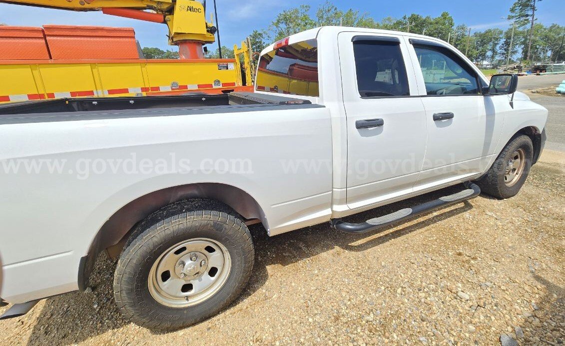 2017 RAM 1500 RAM RAM 1500 Government Surplus Auction - Photo #3