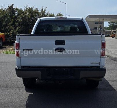 2014 Ford F-150 XL SuperCrew 5.5-ft. Bed 4WD Ford F-150 Government Surplus Auction - Photo #3