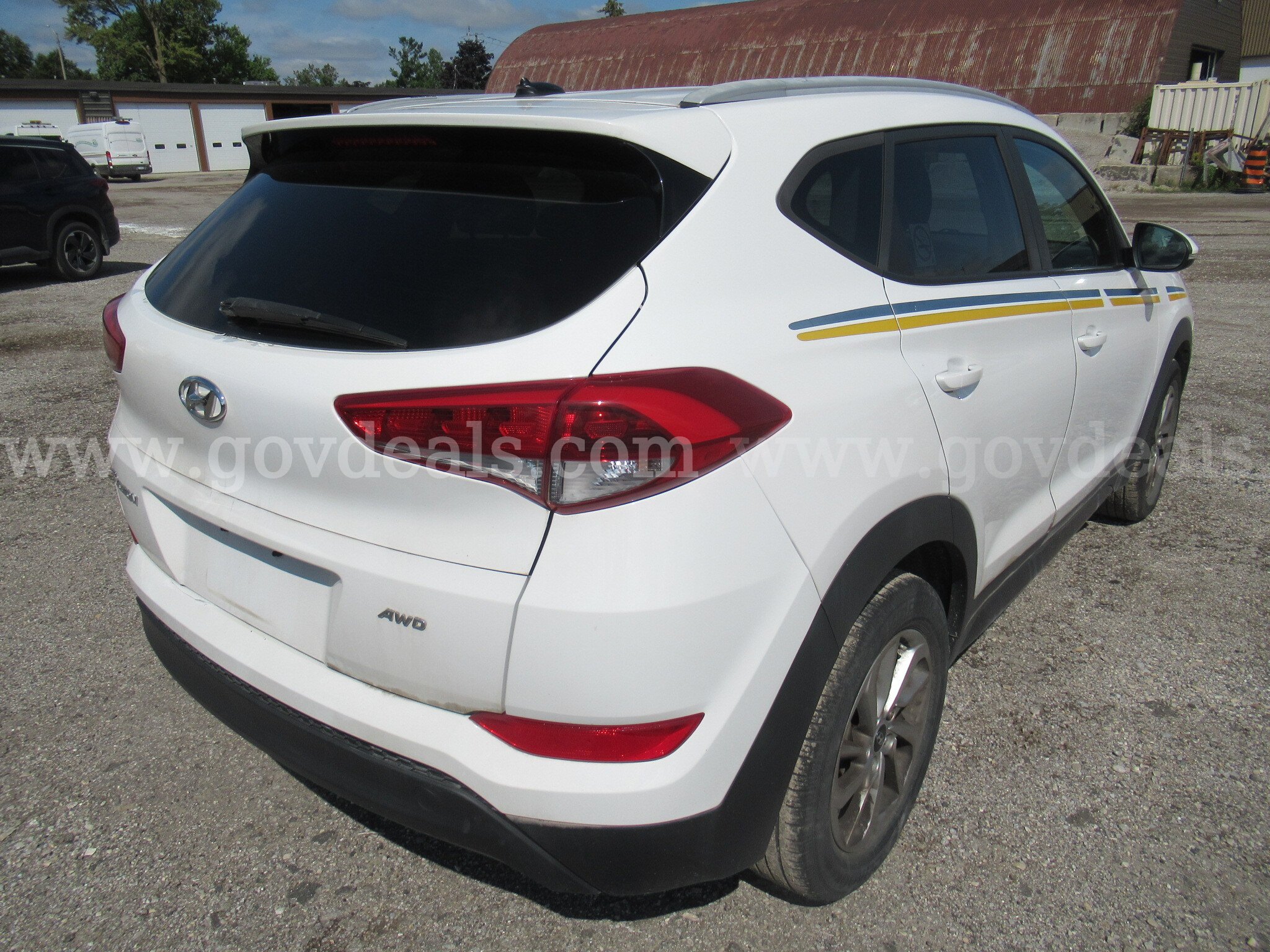 2016 Hyundai Tucson SE w/Popular Package AWD Hyundai Tucson Government Surplus Auction - Photo #2