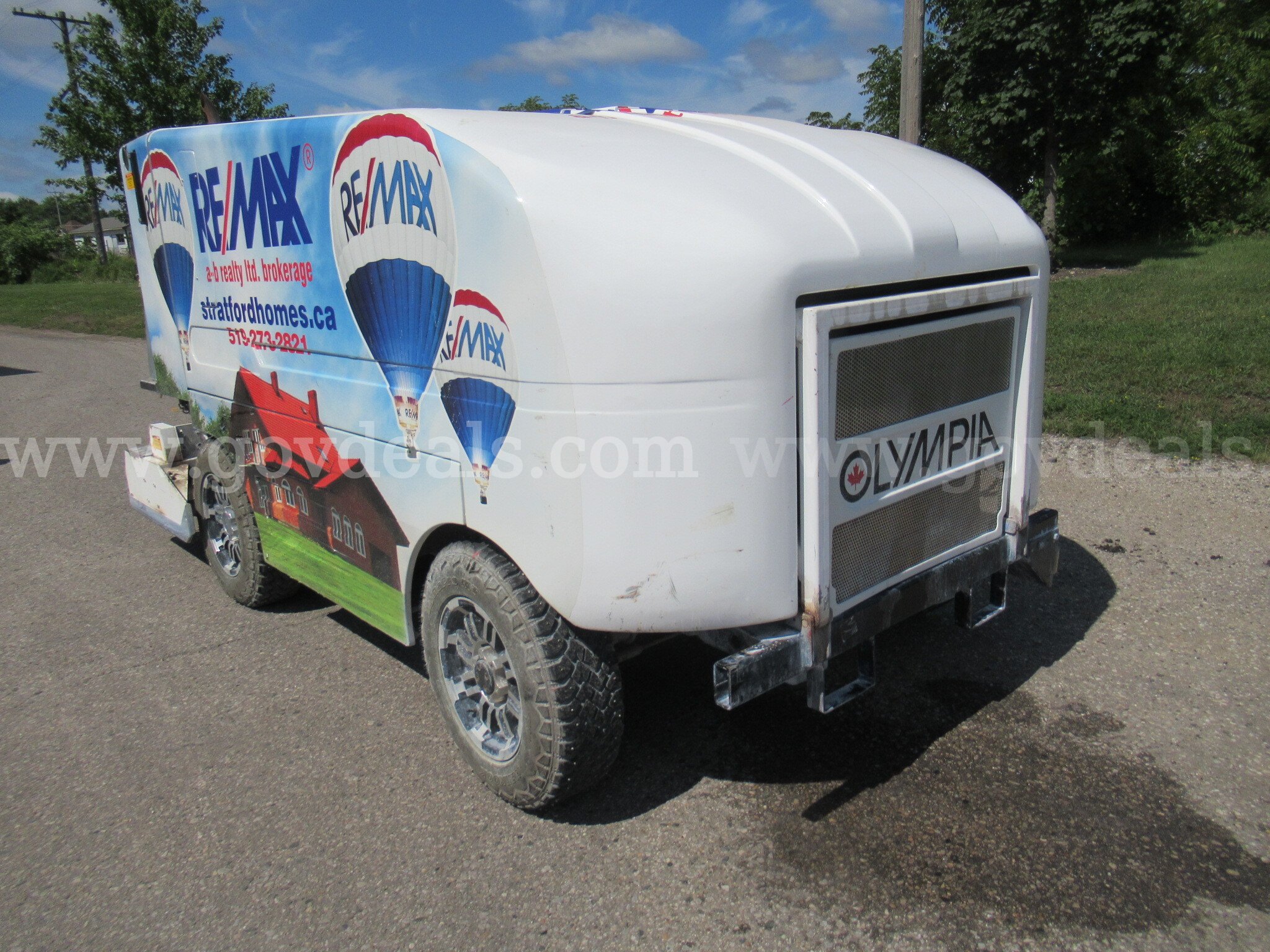 2011 Olympia Ice Resurfacer