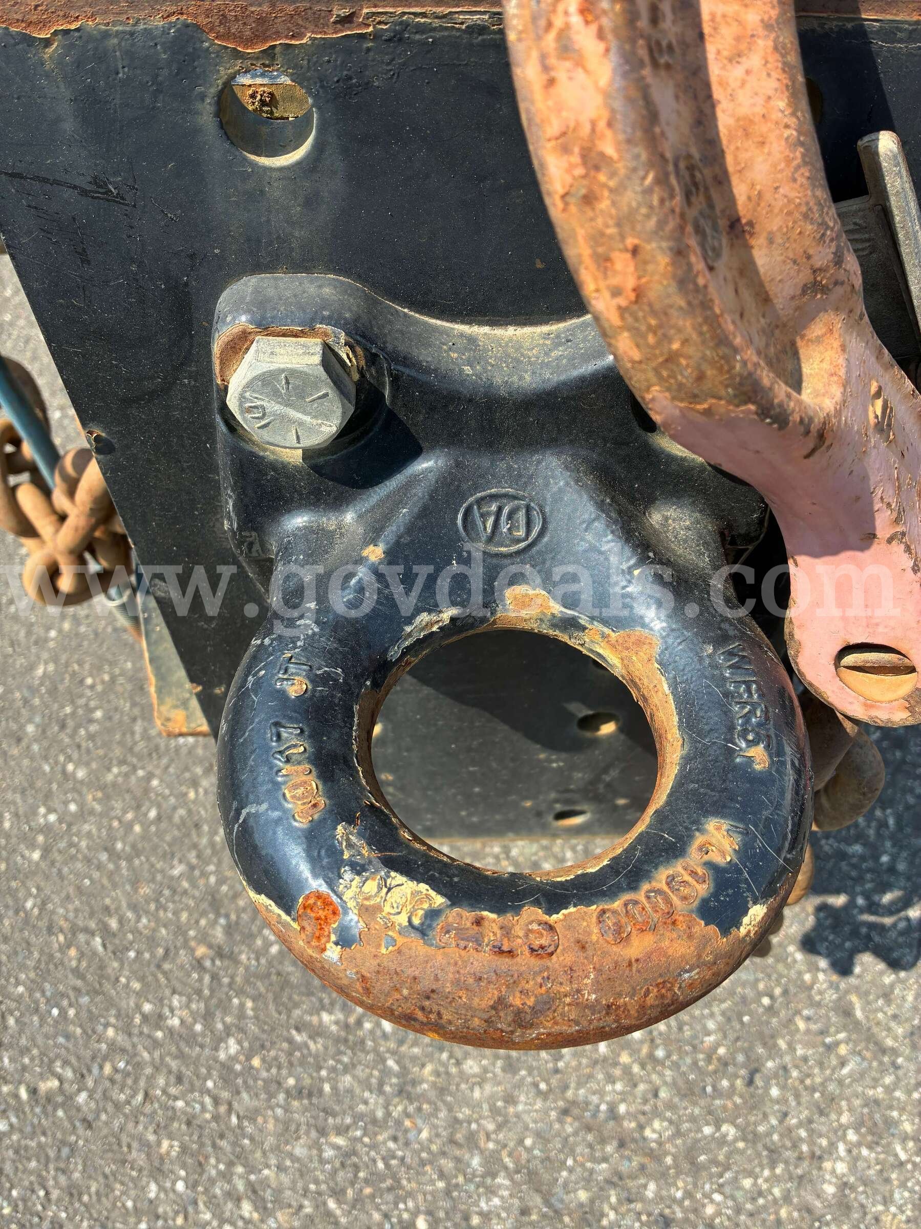 Utility Company Owned Surplus – Used 2018 Trail King TKT50LP Trail King TKT50LP Government Surplus Auction - Photo #6