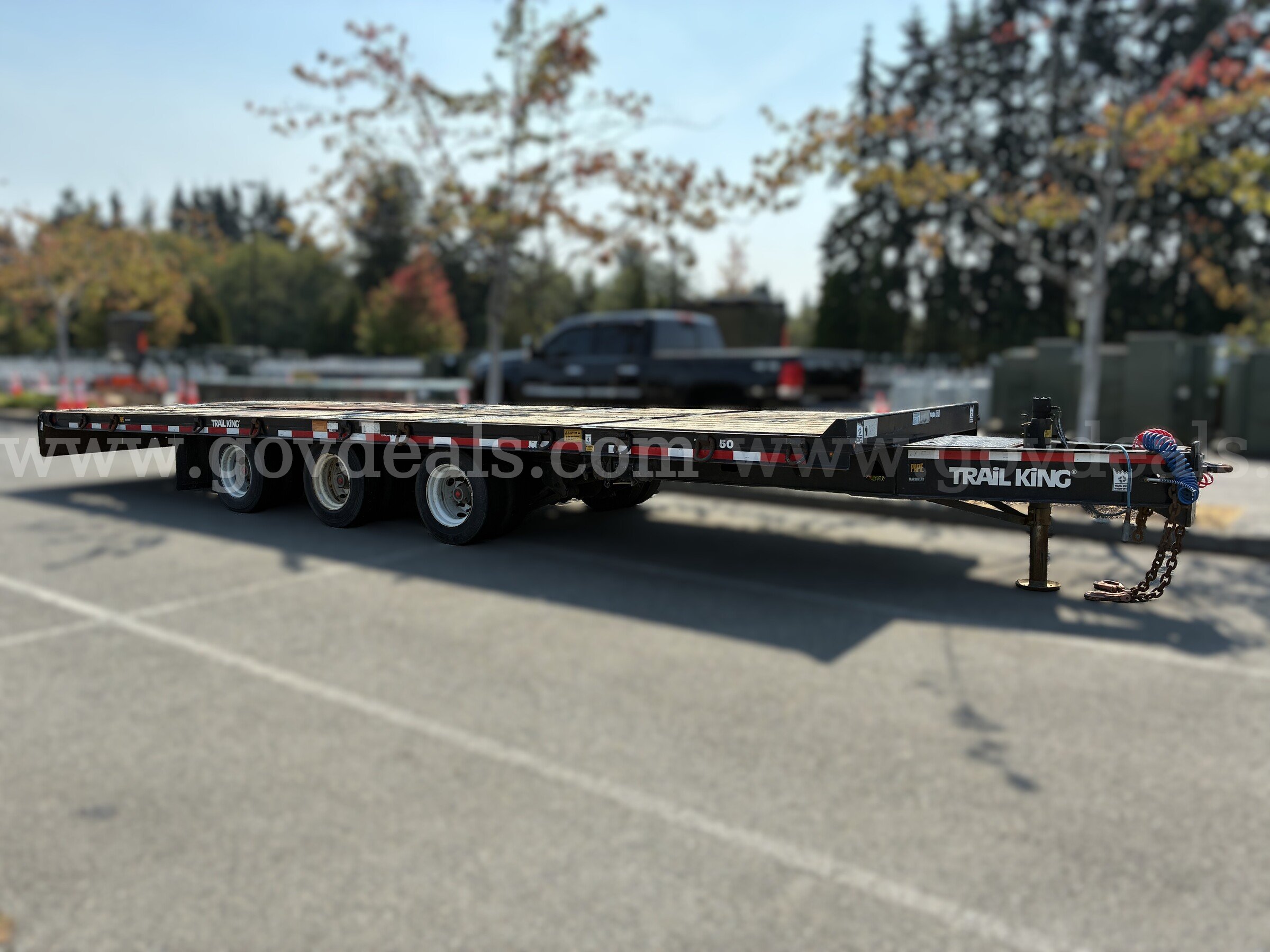 Utility Company Owned Surplus – Used 2018 Trail King TKT50LP Trail King TKT50LP Government Surplus Auction - Photo #2