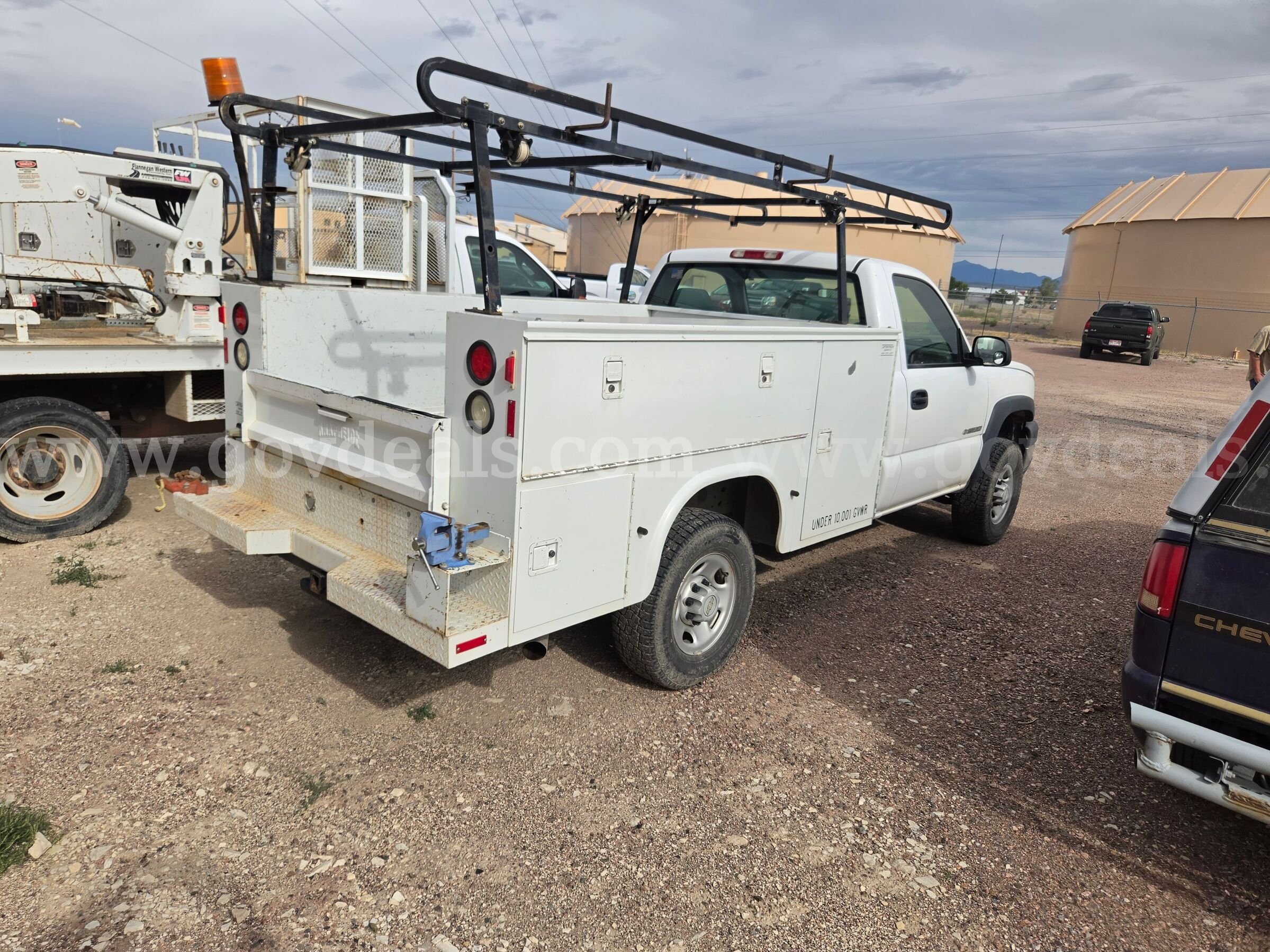 2006 Chevrolet Silverado 2500HD Chevrolet Silverado 2500HD Government Surplus Auction - Photo #4
