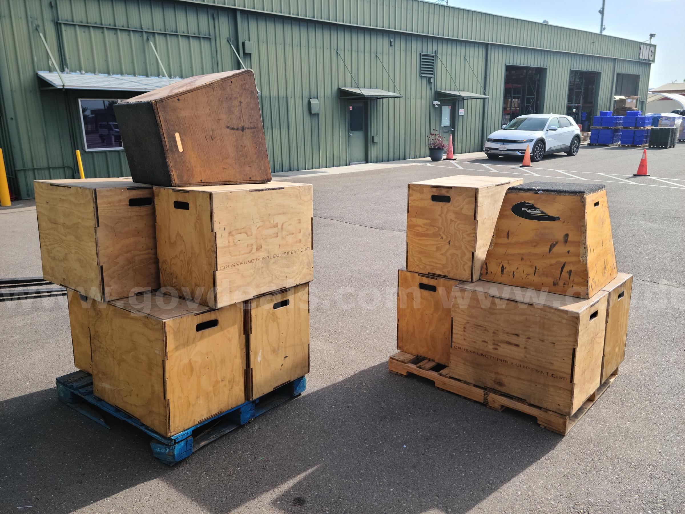 Wooden Plyometric Jump Box   Government Surplus Auction - Primary Photo