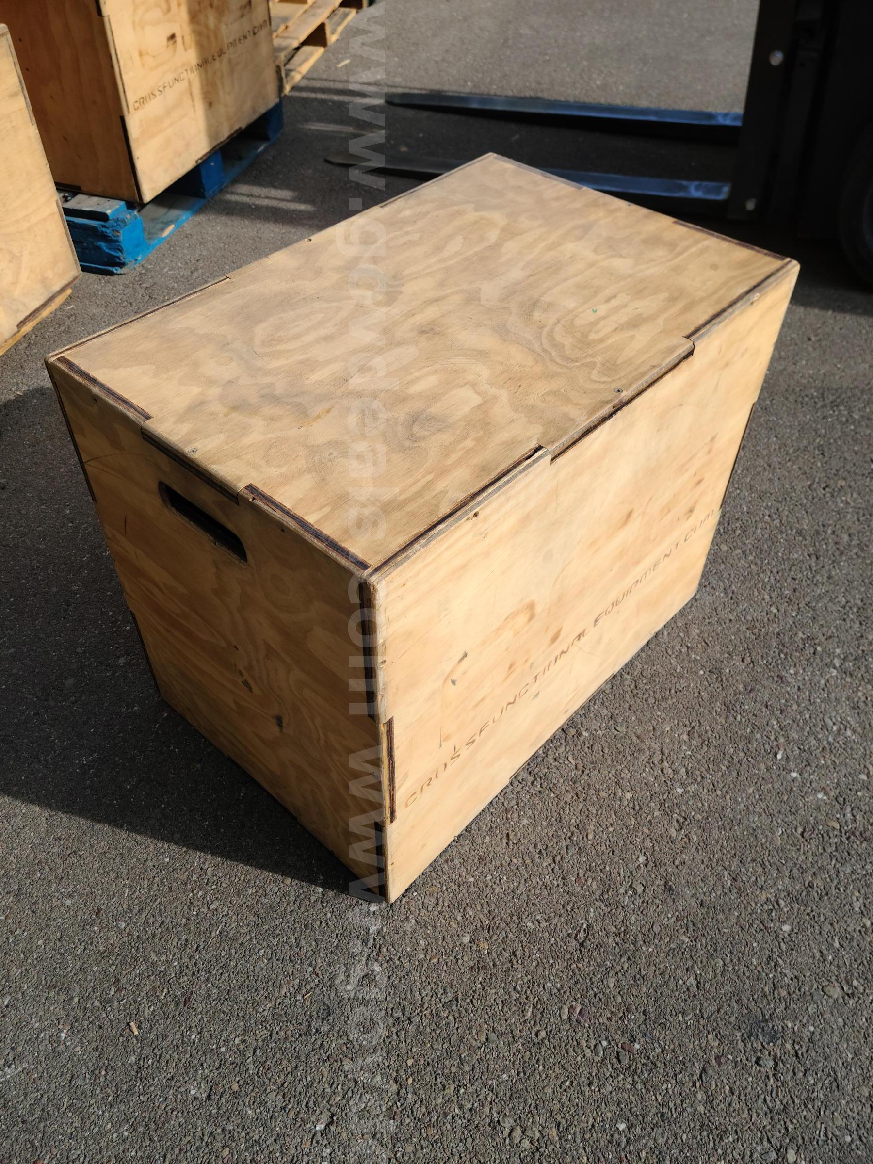 Wooden Plyometric Jump Box   Government Surplus Auction - Photo #3
