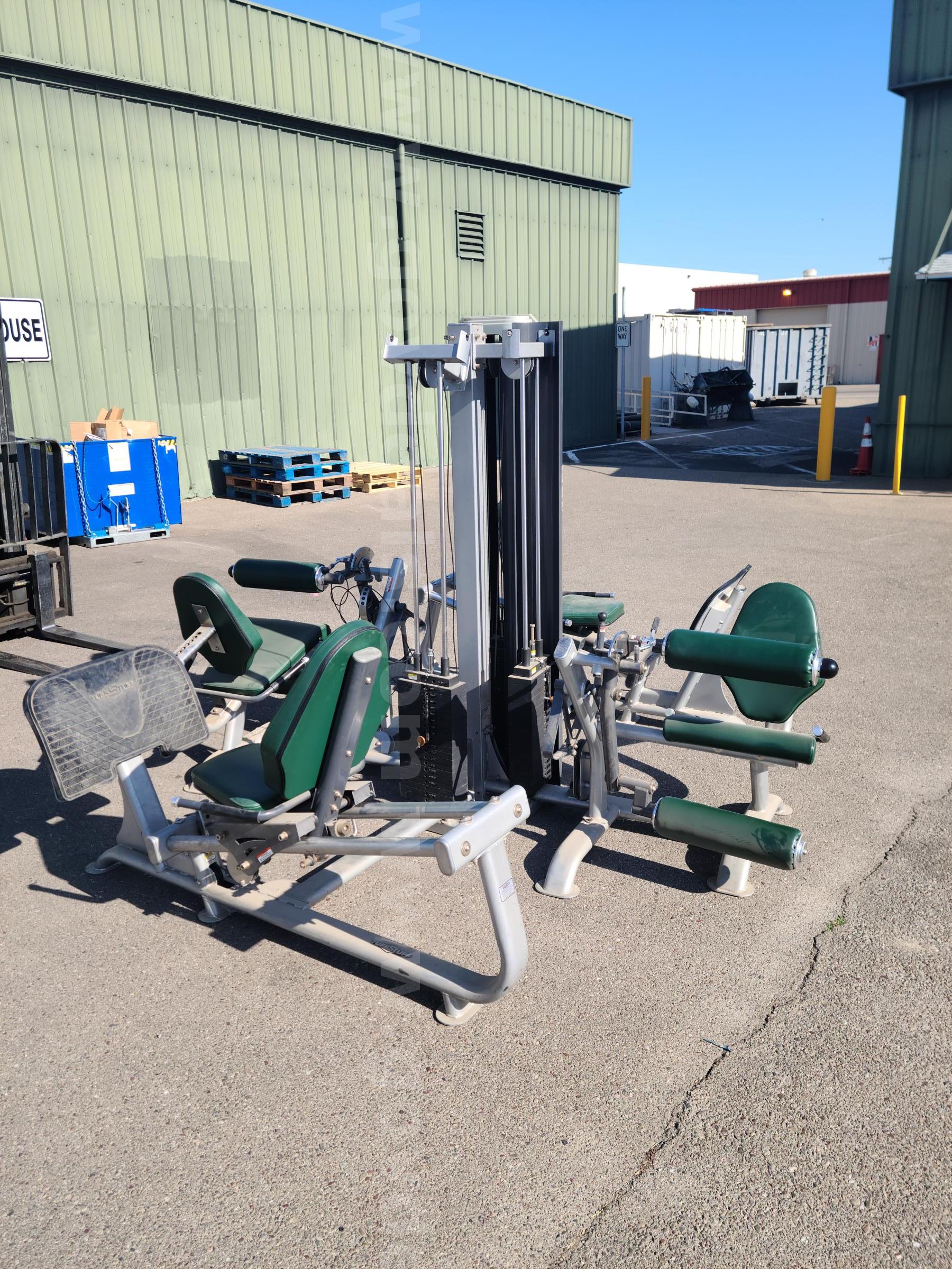 Apollo 7000 Series Leg Work Out Equipment Apollo 7000 Government Surplus Auction - Photo #2