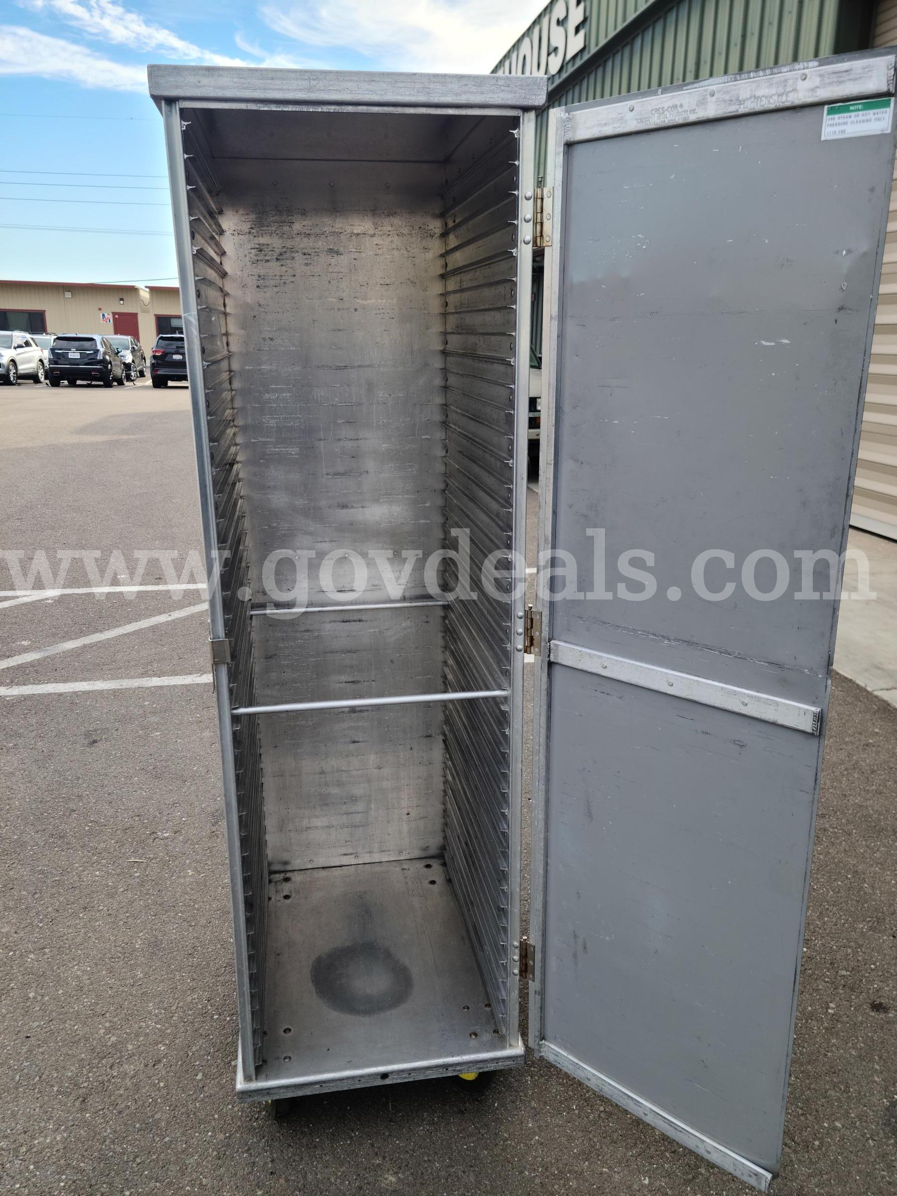 Non-Insulated Pan Rack Cres-Cor Crown-X 1501840 Government Surplus Auction - Photo #2