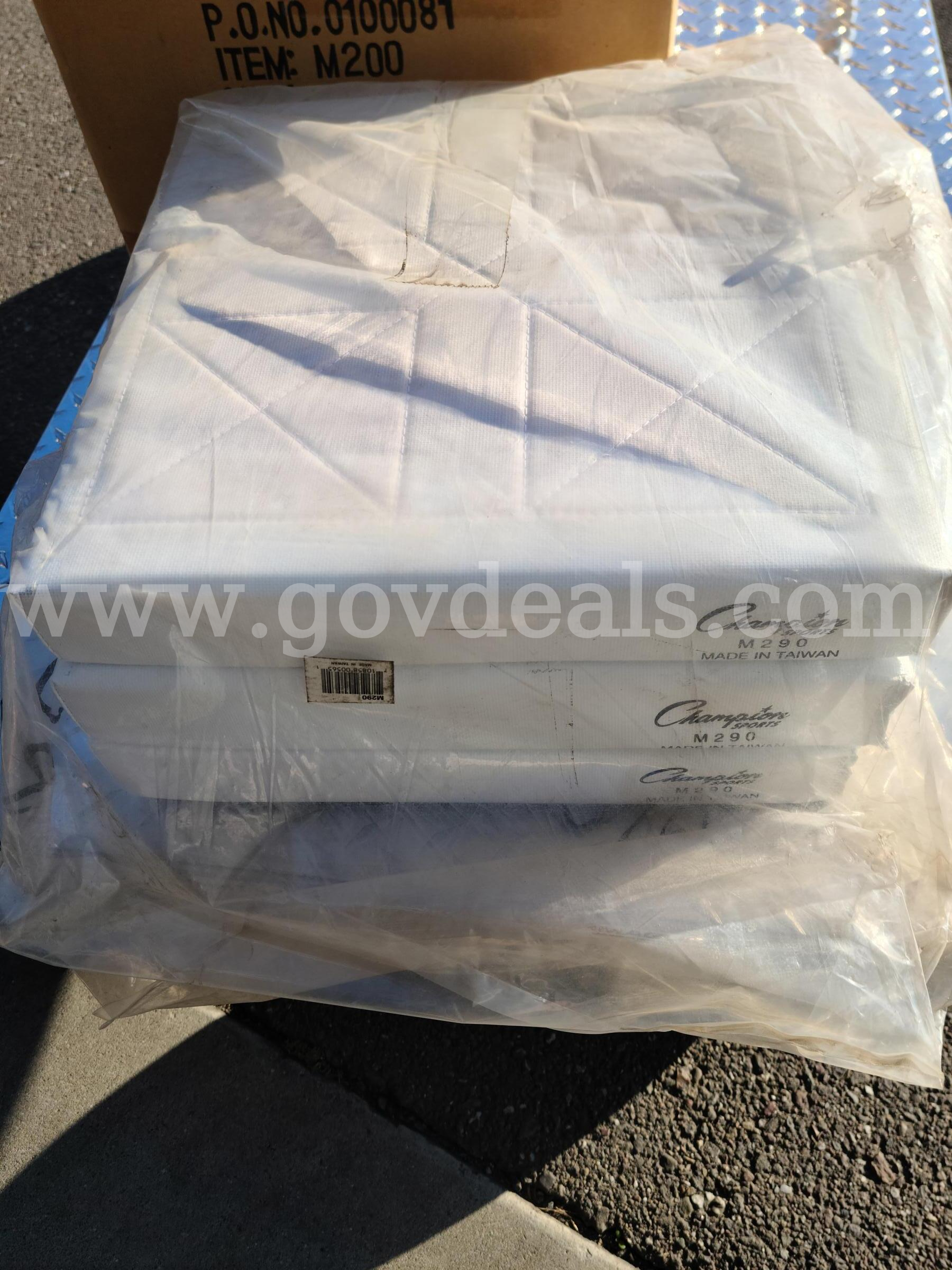 Baseball Equipment   Government Surplus Auction - Photo #4