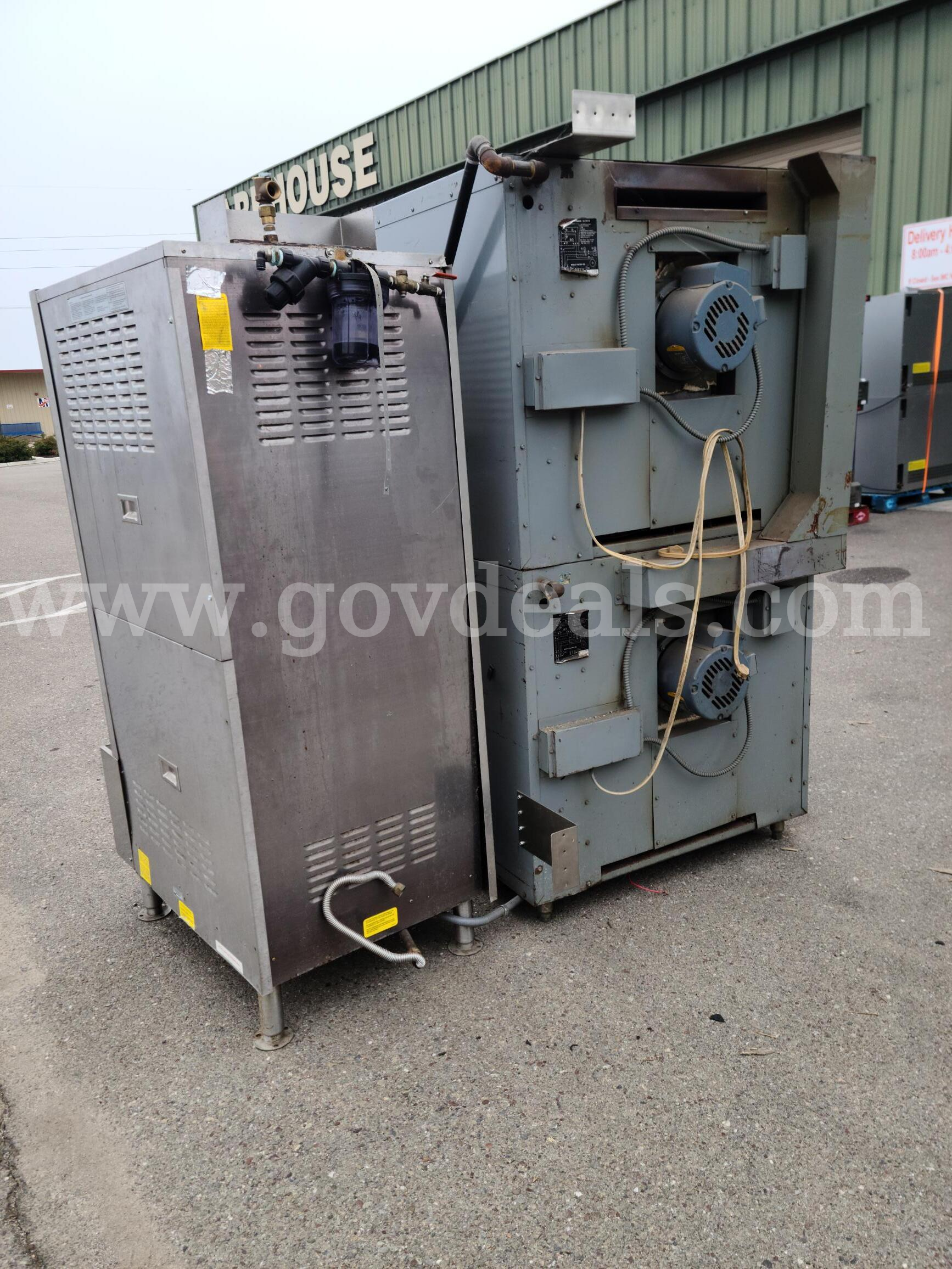 Montague Double Oven with Cleveland Steamer Montague & Cleveland See Below Government Surplus Auction - Photo #2