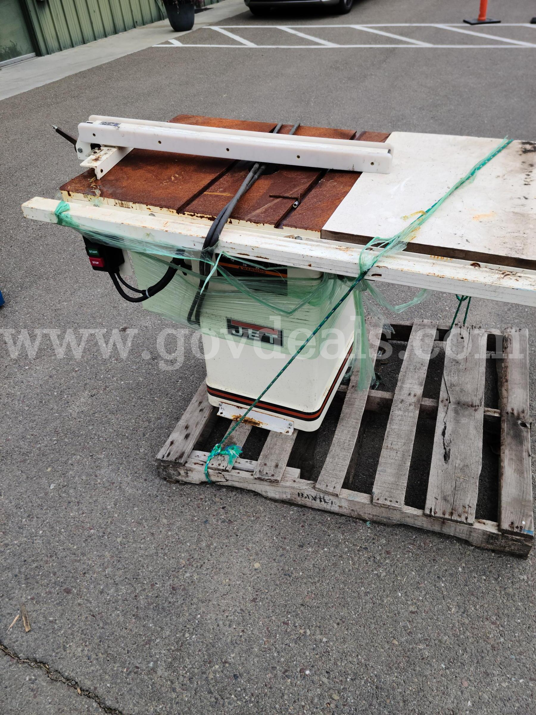 Jet 1 3/4 HP Cabinet Saw