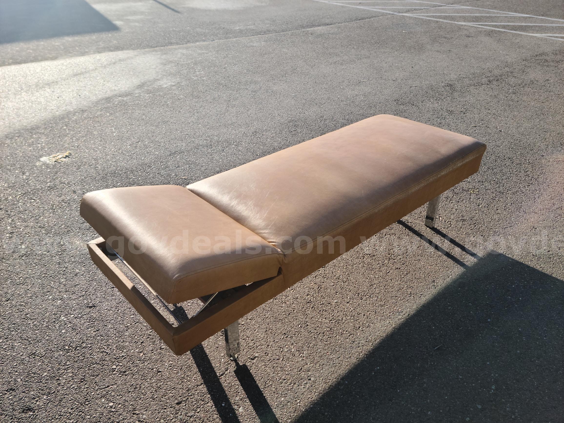 Recovery Couch   Government Surplus Auction - Primary Photo