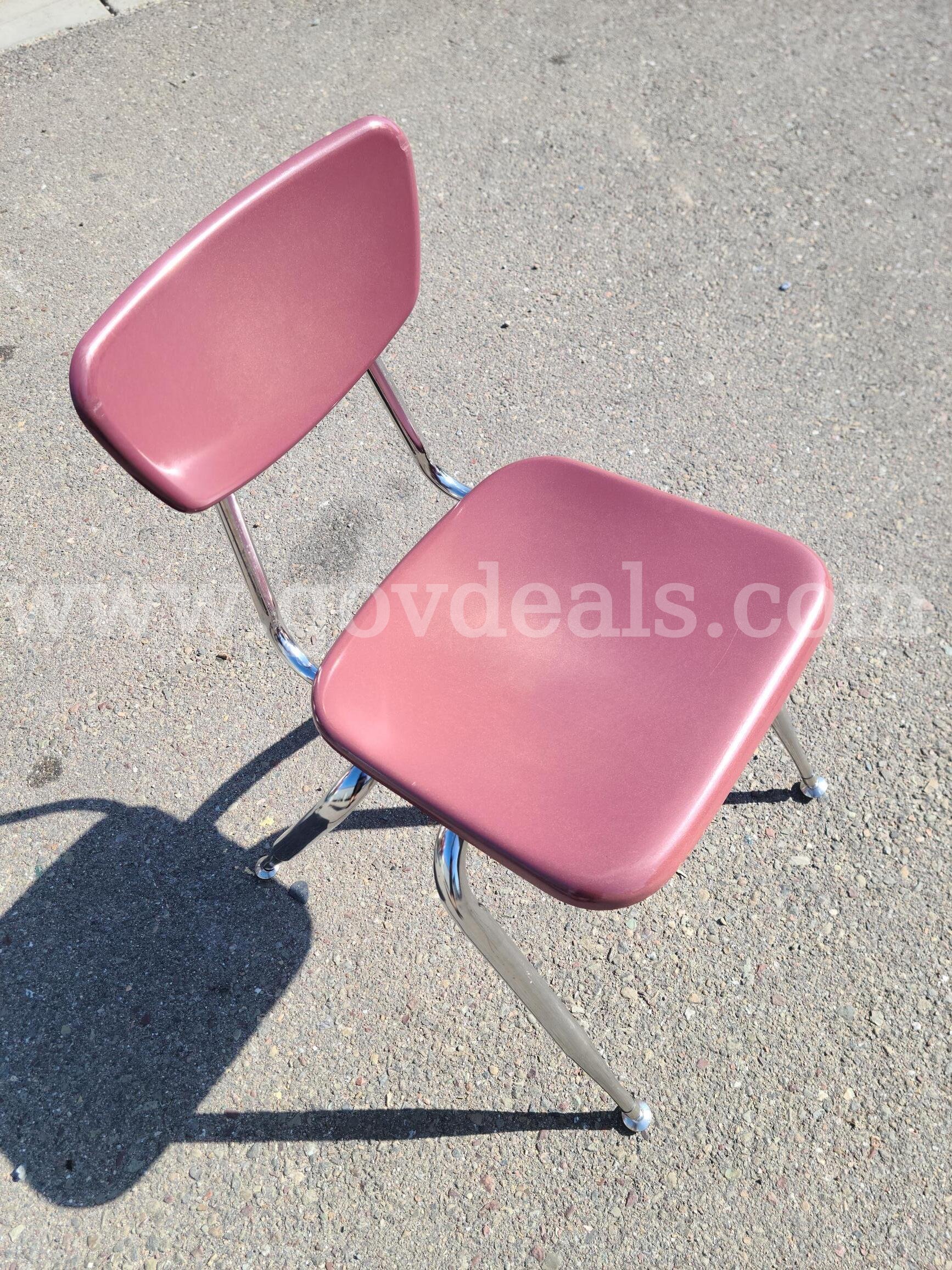 Student Chairs   Government Surplus Auction - Photo #2