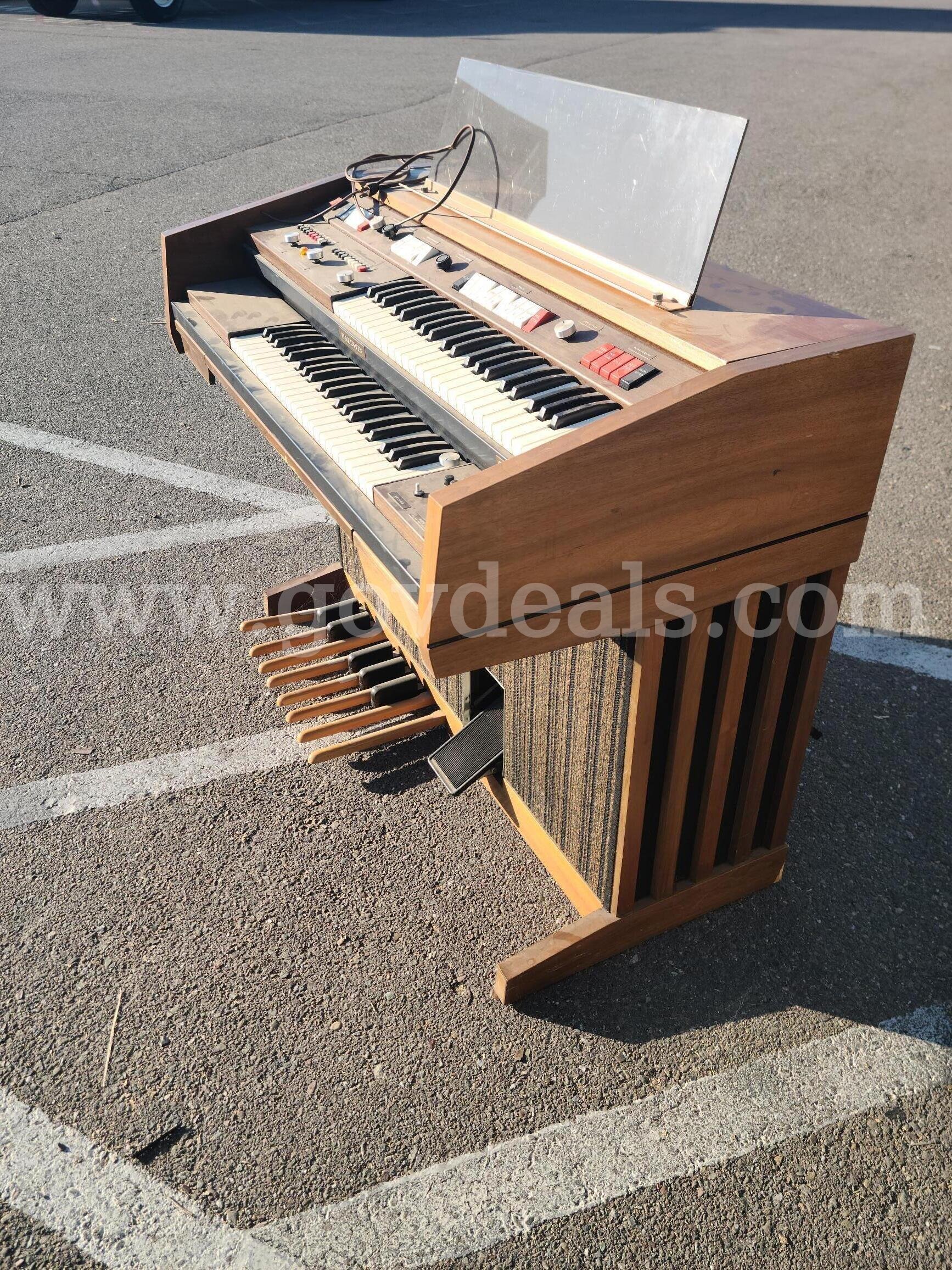 Baldwin Encore Organ Baldwin  Government Surplus Auction - Photo #2