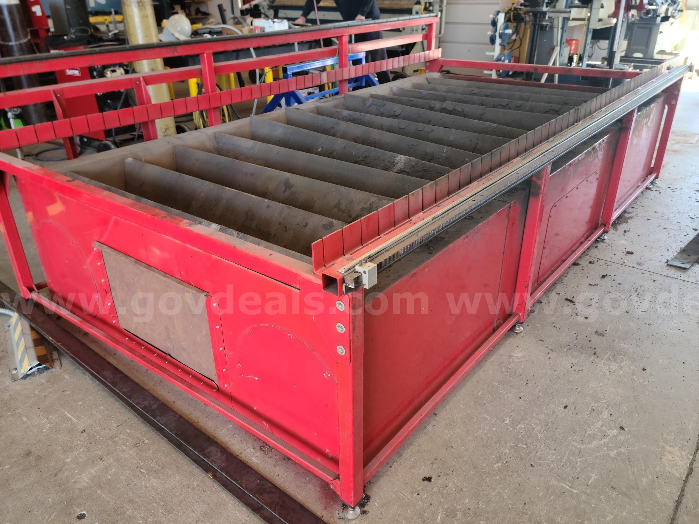 Plasma Cutting Table   Government Surplus Auction - Photo #3