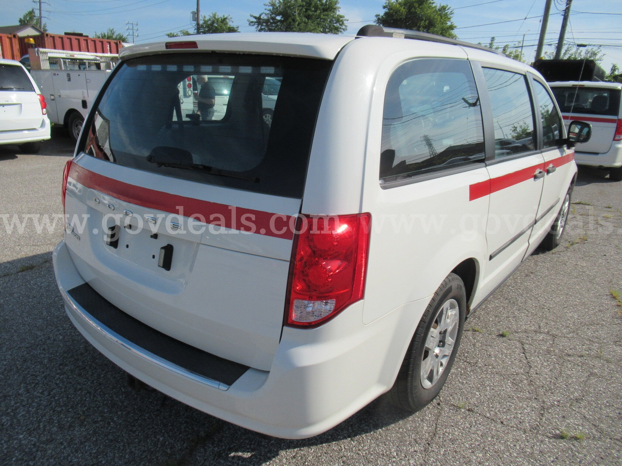 2013 Dodge Grand Caravan SE Dodge Grand Caravan Government Surplus Auction - Photo #2