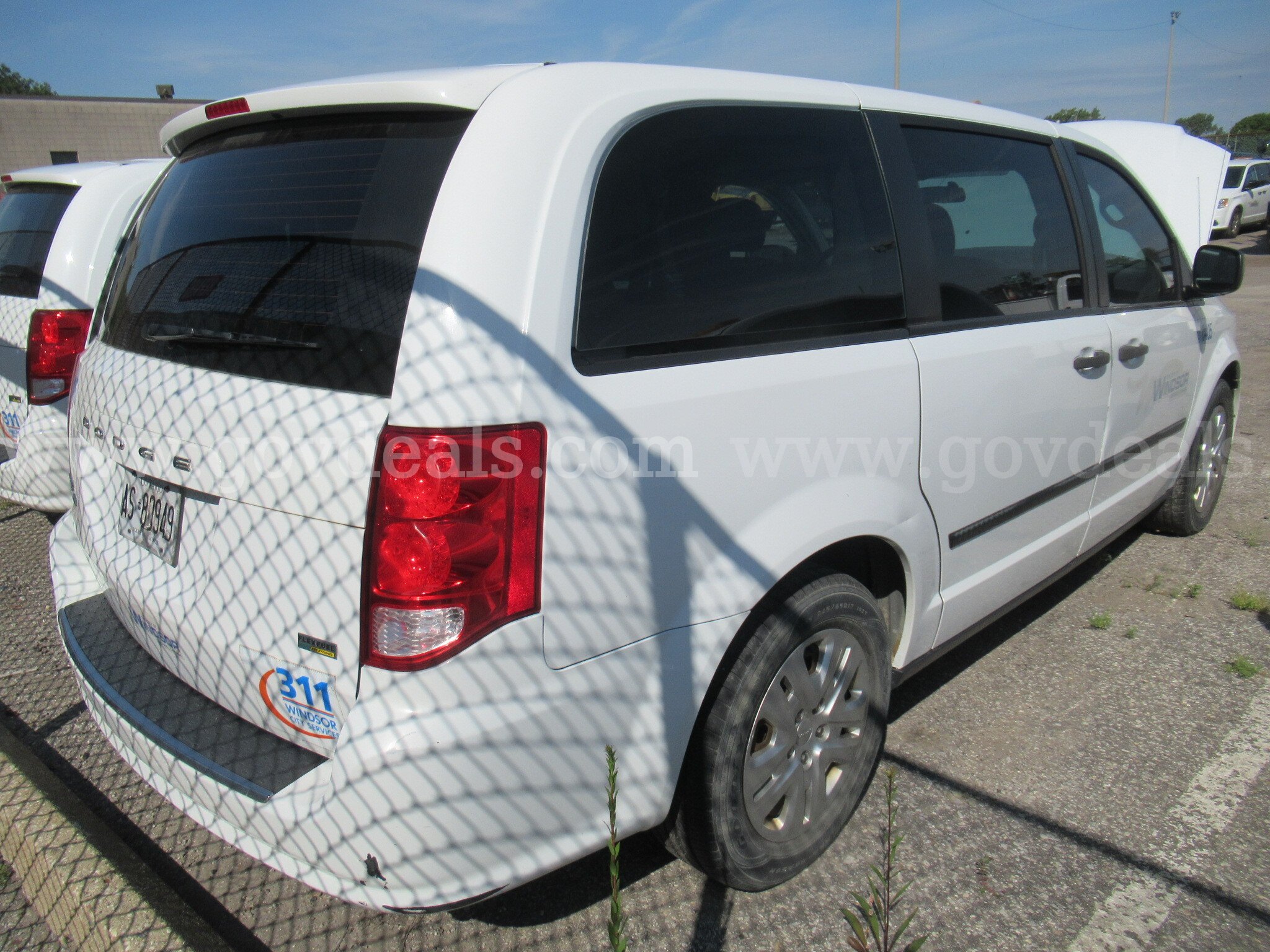 2017 Dodge Grand Caravan SE Dodge Grand Caravan Government Surplus Auction - Photo #2