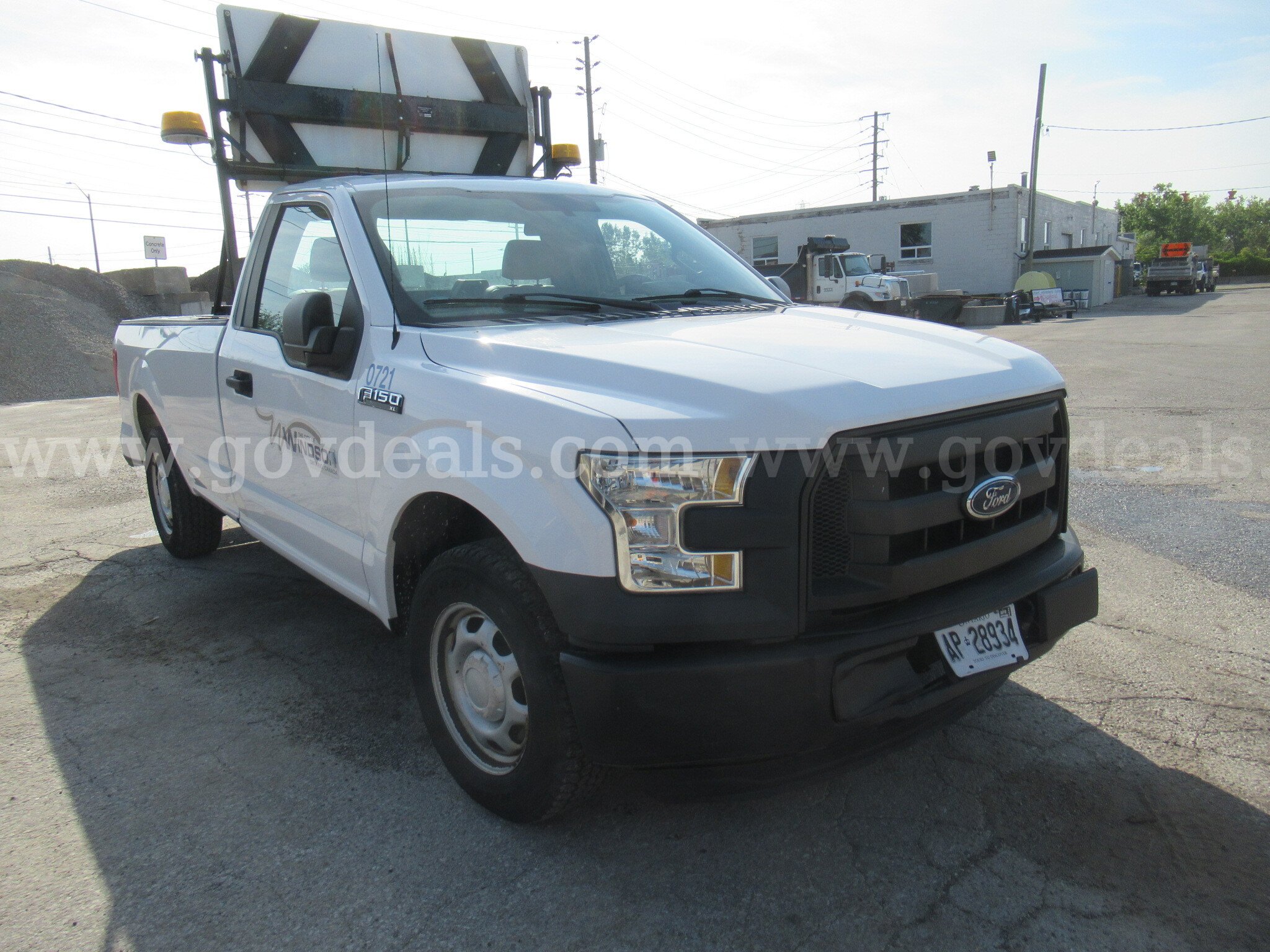 2016 Ford F-150 XL 6.5-ft. Bed 2WD Ford F-150 Government Surplus Auction - Primary Photo