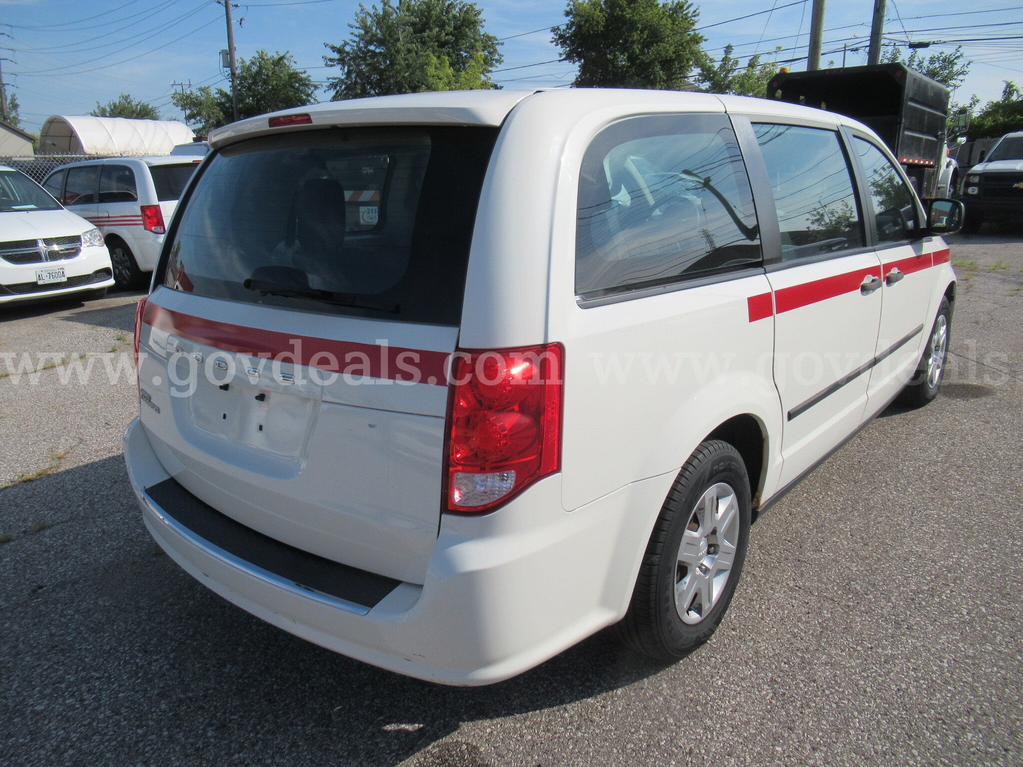 2013 Dodge Grand Caravan SE Dodge Grand Caravan Government Surplus Auction - Photo #2