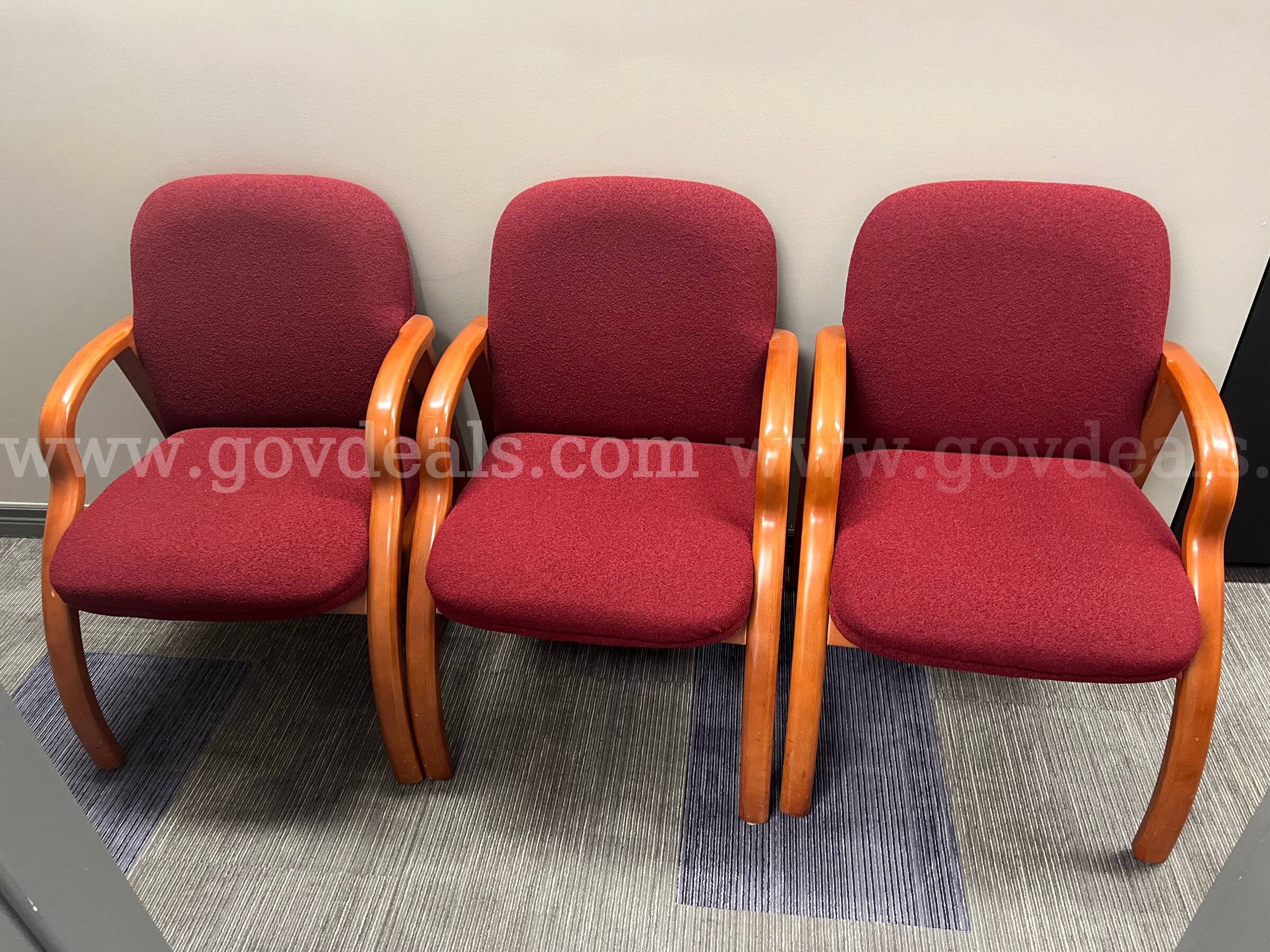 Lot of 3 upholstered chairs
