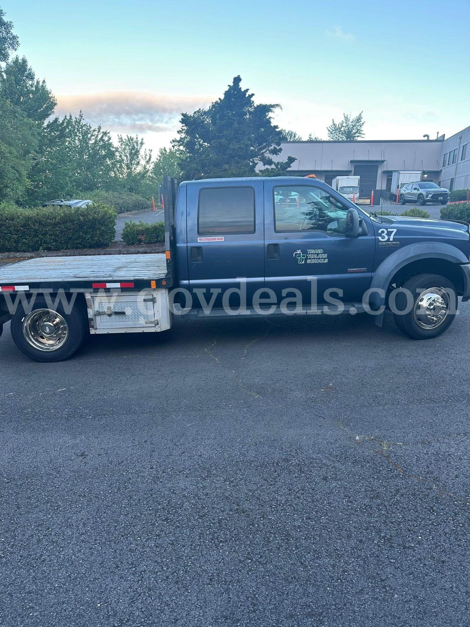 2006 Ford F-450 SD **Low Miles** Ford F-450 Government Surplus Auction - Photo #3
