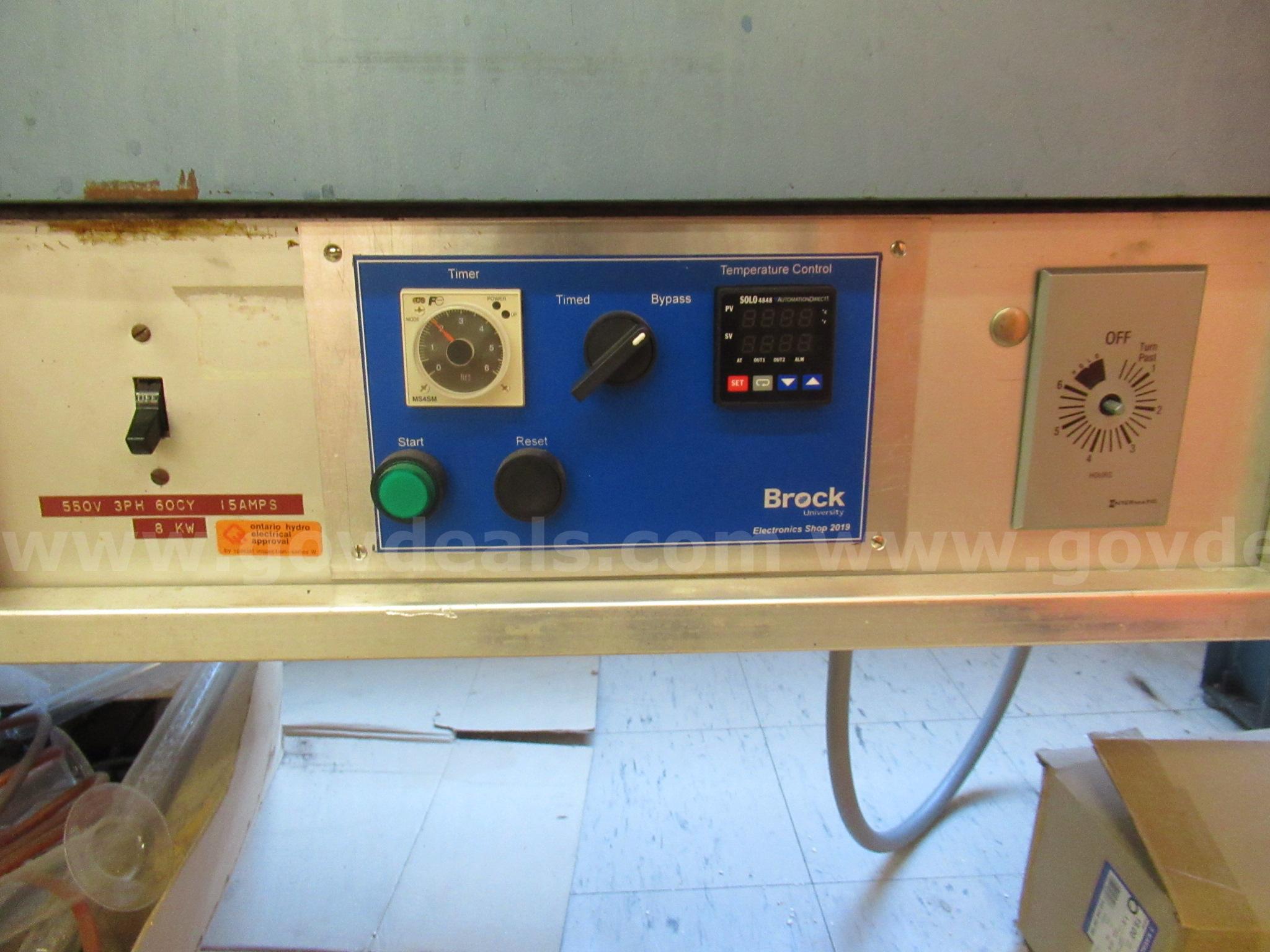Wilt Laboratory Glass Annealing Oven BROCK UNIVERSITY 200 Government Surplus Auction - Photo #2