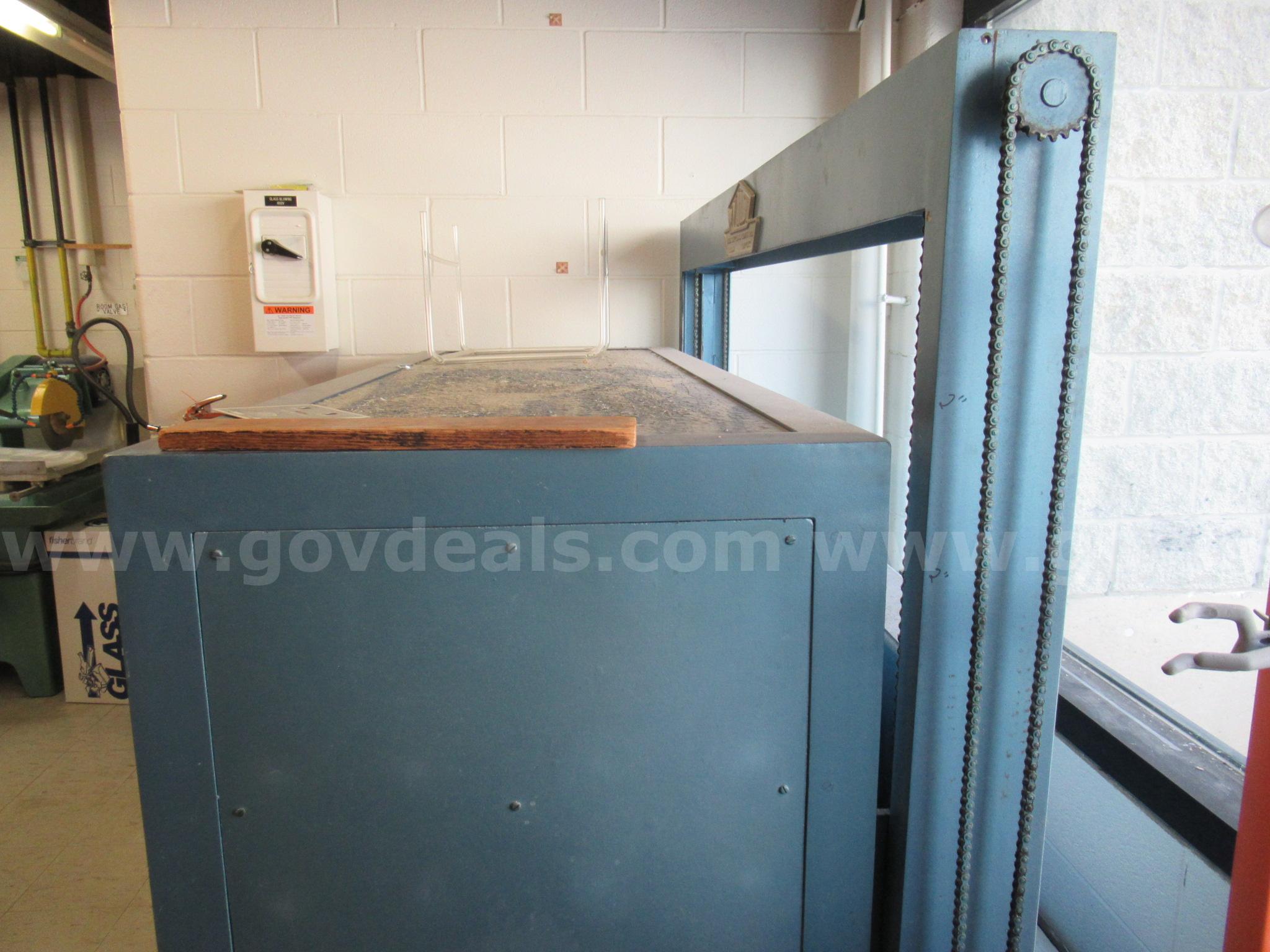 Wilt Laboratory Glass Annealing Oven BROCK UNIVERSITY 200 Government Surplus Auction - Photo #4