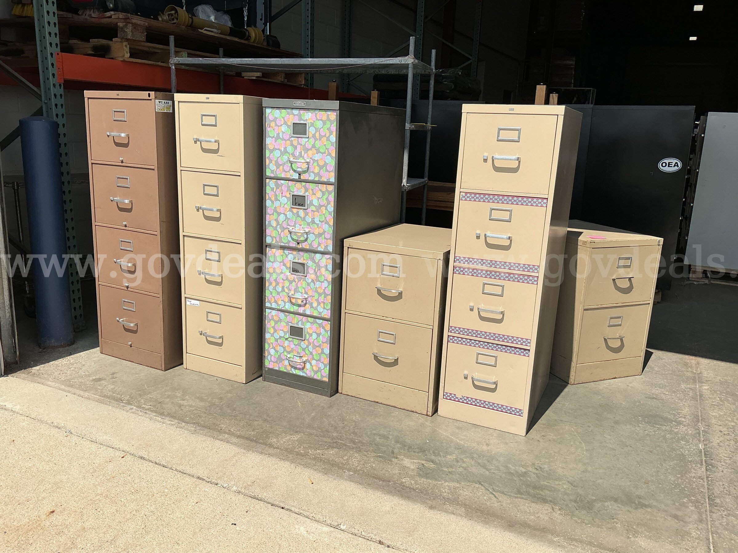 File Cabinets - Lot of 4   Government Surplus Auction - Photo #4