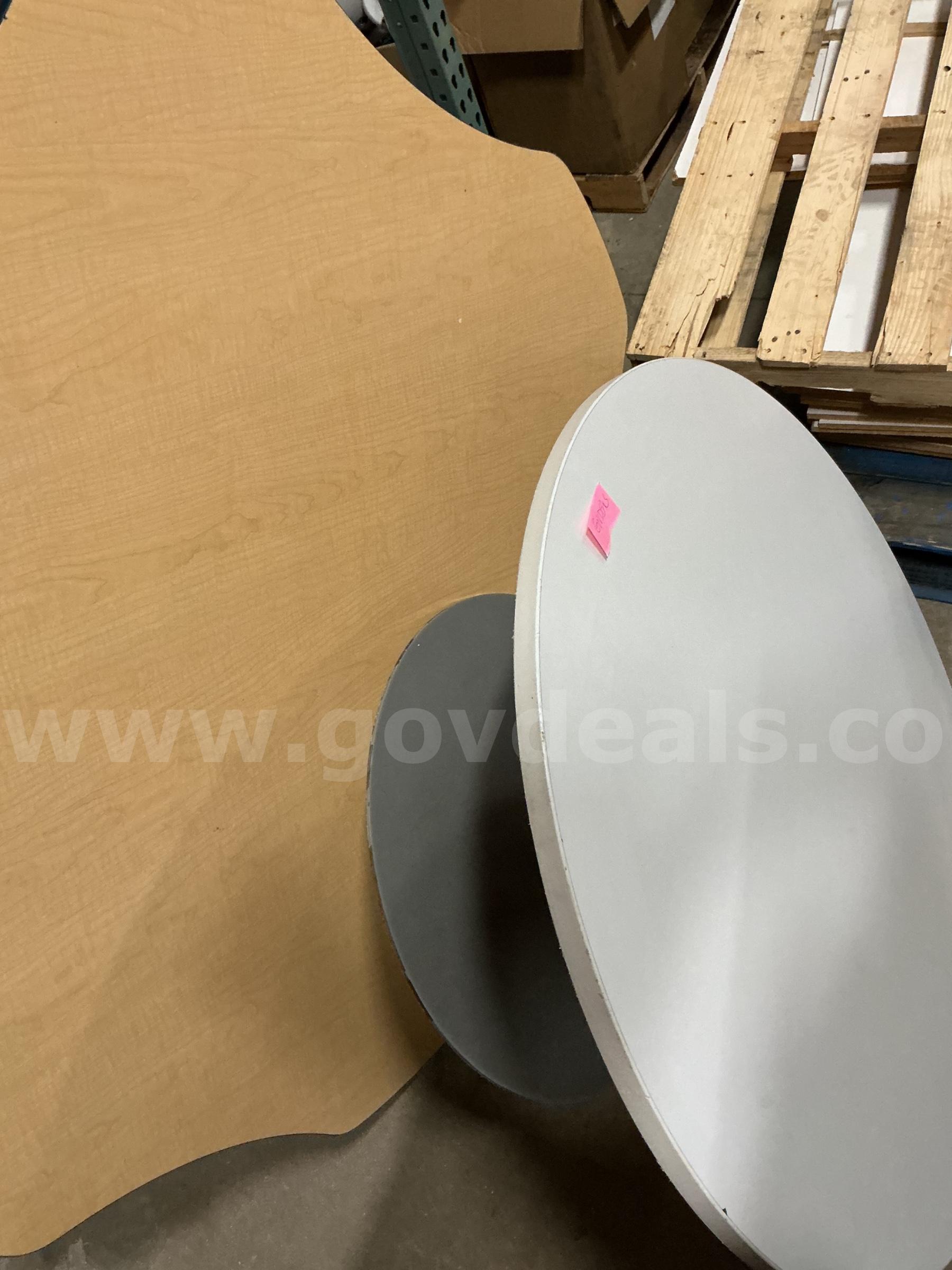 Coffee Table-round-42”   Government Surplus Auction - Primary Photo