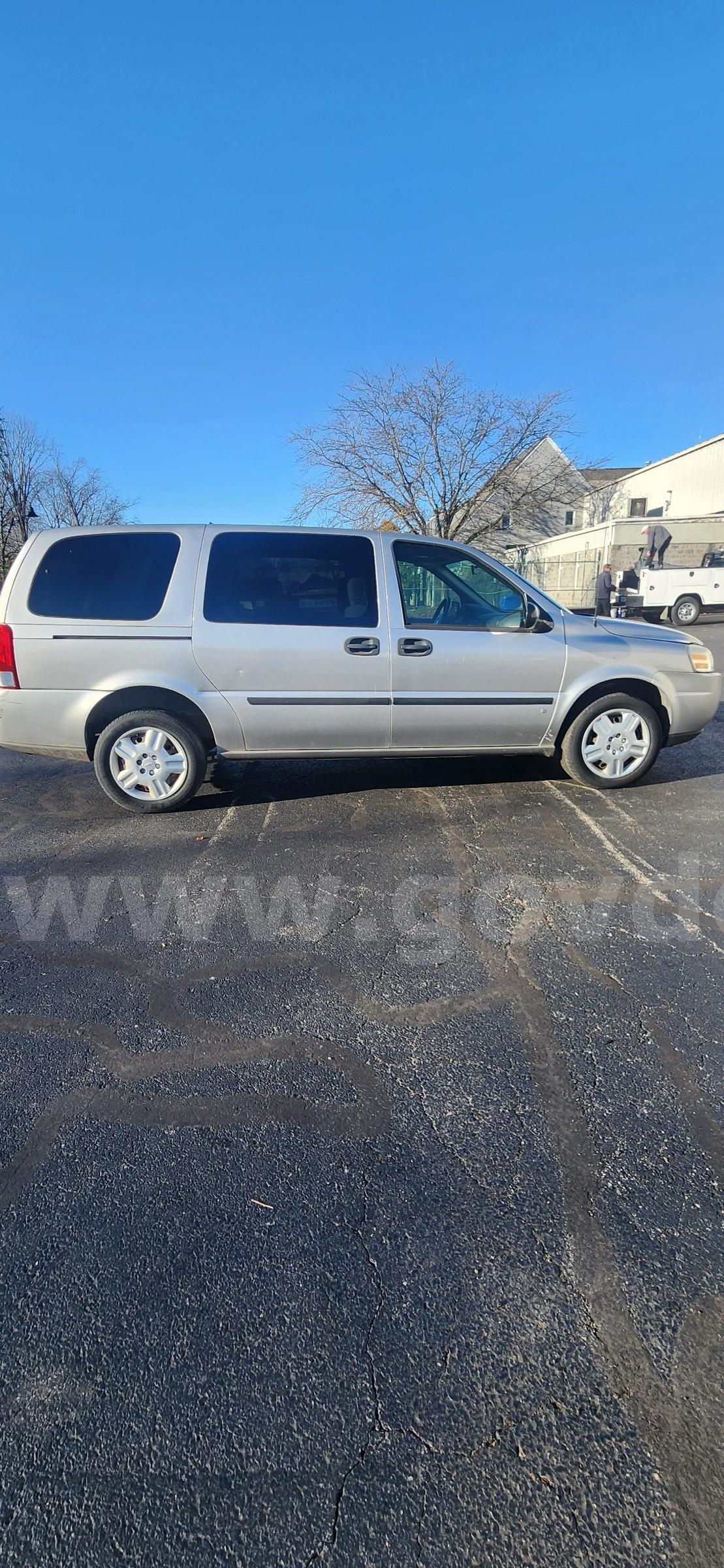 2008 Chevrolet Uplander Chevrolet Uplander Government Surplus Auction - Photo #2