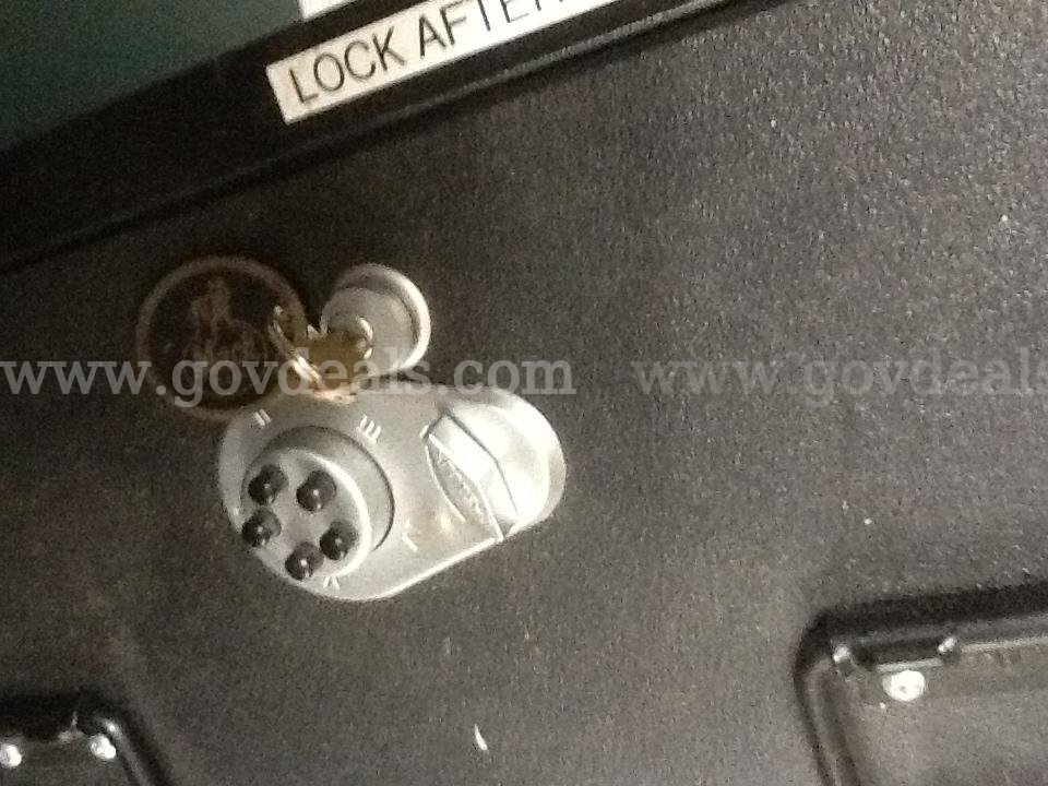 TruckVault In-Vehicle Storage System TruckVault  Government Surplus Auction - Photo #3