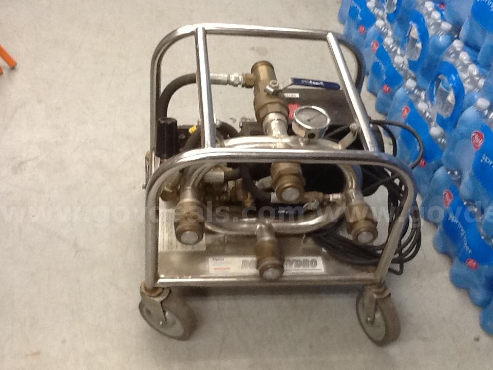Pressure Washer with Wand Nozzle Attachment, TYCO HT-1500-SS, Delta Hydro TYCO 1500 Government Surplus Auction - Photo #2