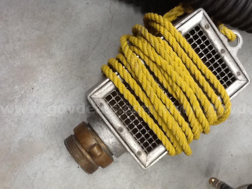 2 1/2" Suction Strainer