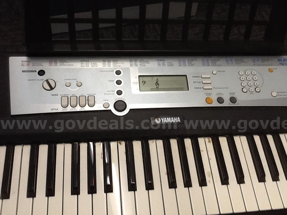 Yamaha Keyboard with Stand Yamaha  Government Surplus Auction - Photo #5