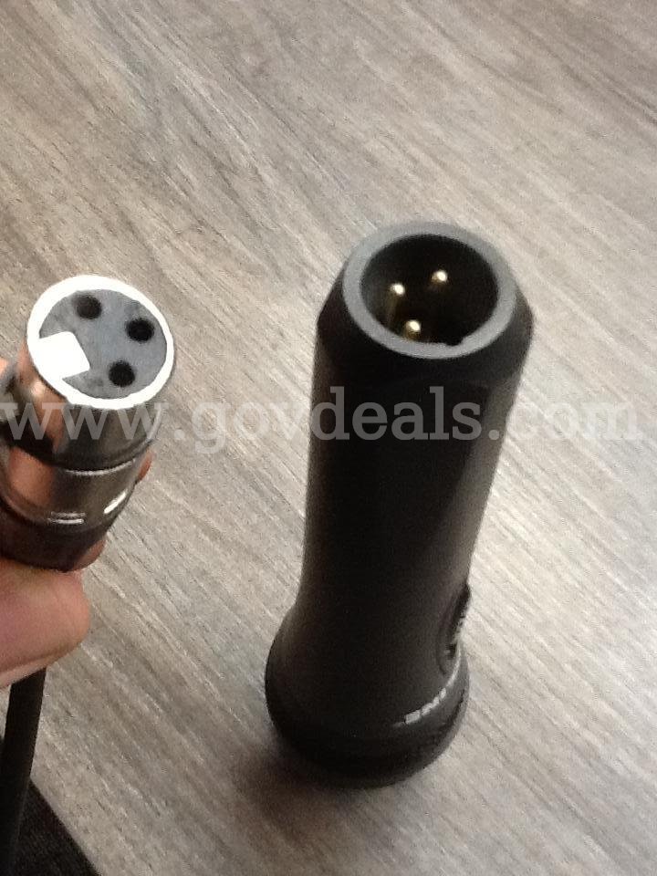 Microphone and Mic Stand   Government Surplus Auction - Photo #4
