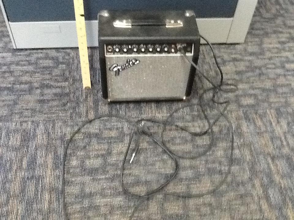 15R Fender Guitar Amplifier
