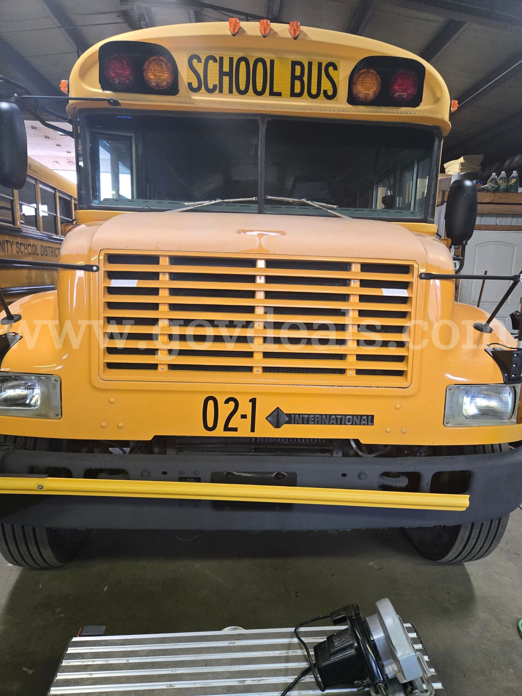 2003 International 3800 International 3800 Government Surplus Auction - Photo #4